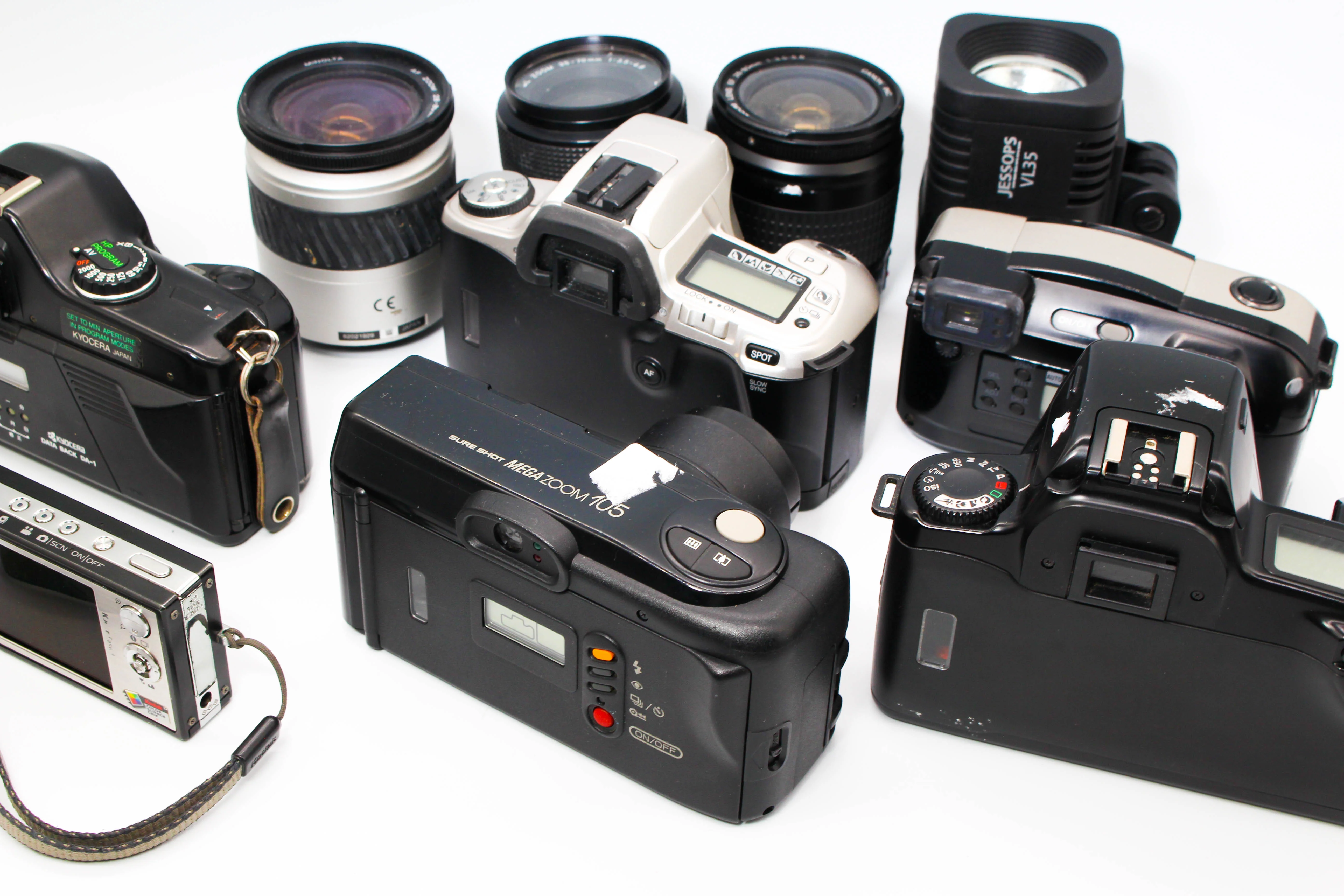 Assorted Faulty Canon 35mm Film Analog Photo Cameras Inc. Canon Megazoom 105 EOS 1000F - Image 6