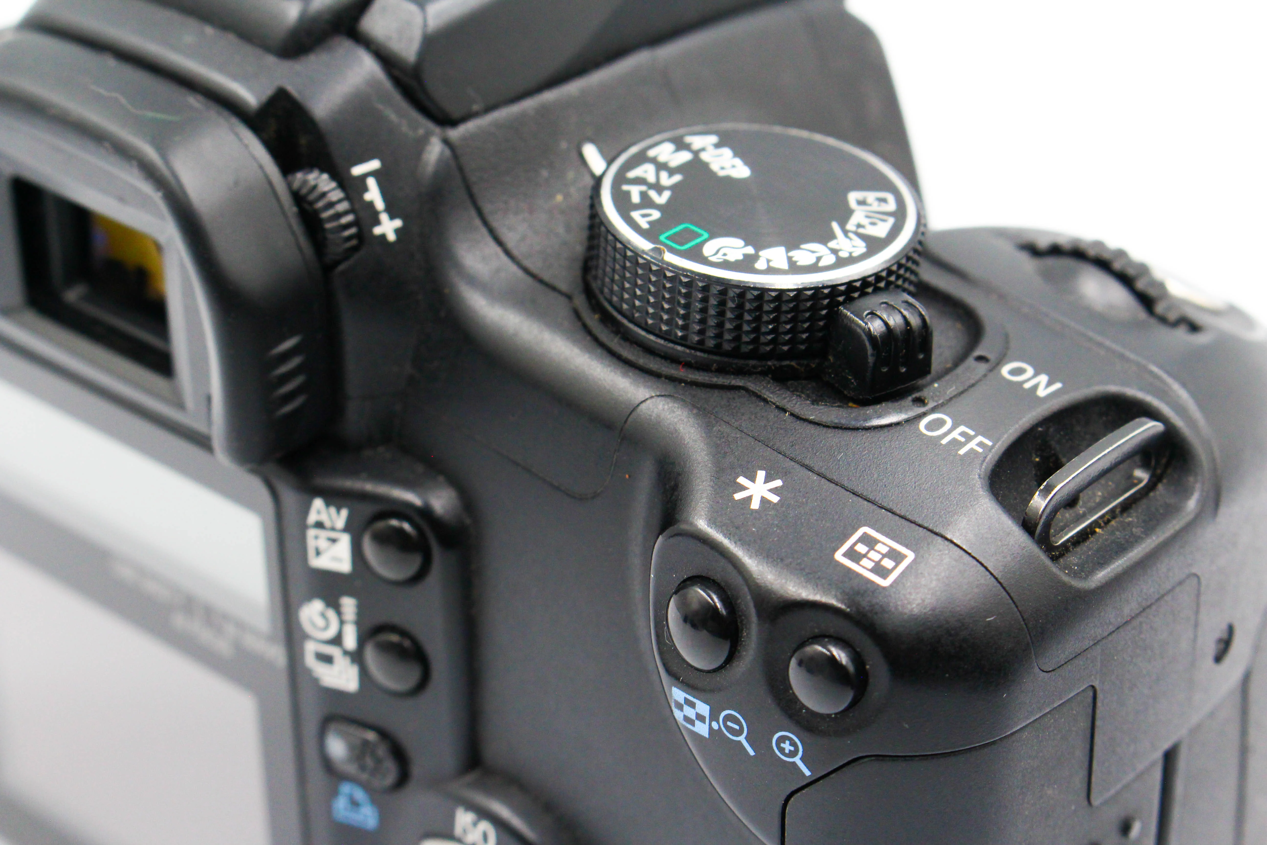 Canon EOS 350D Digital DSLR SLR Camera - Image 9