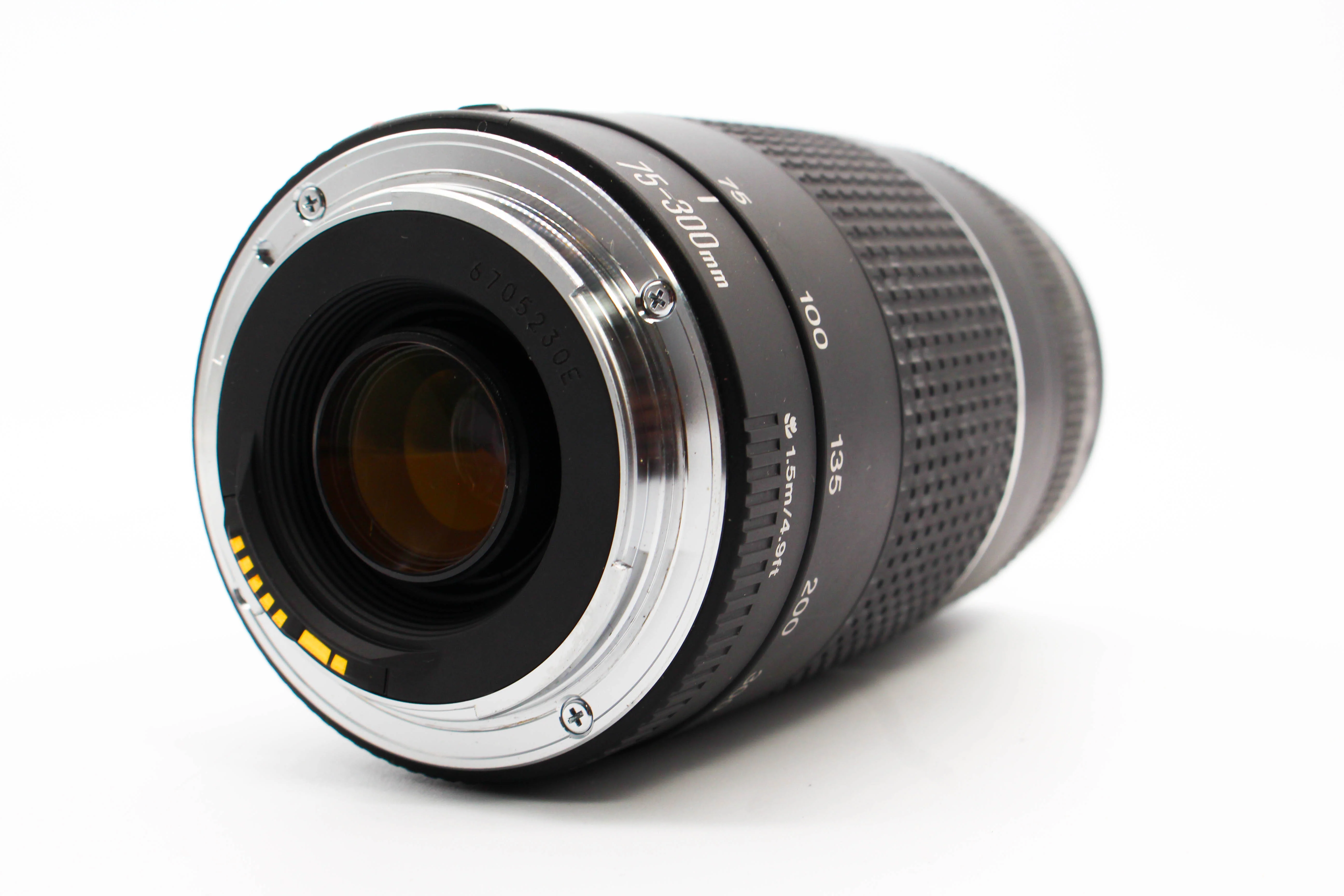 Canon 75-300mm f/4-5.6 III EF Mount Autofocus Telephoto Zoom Lens 58mm Thread Size - Tested Bundle - Image 4