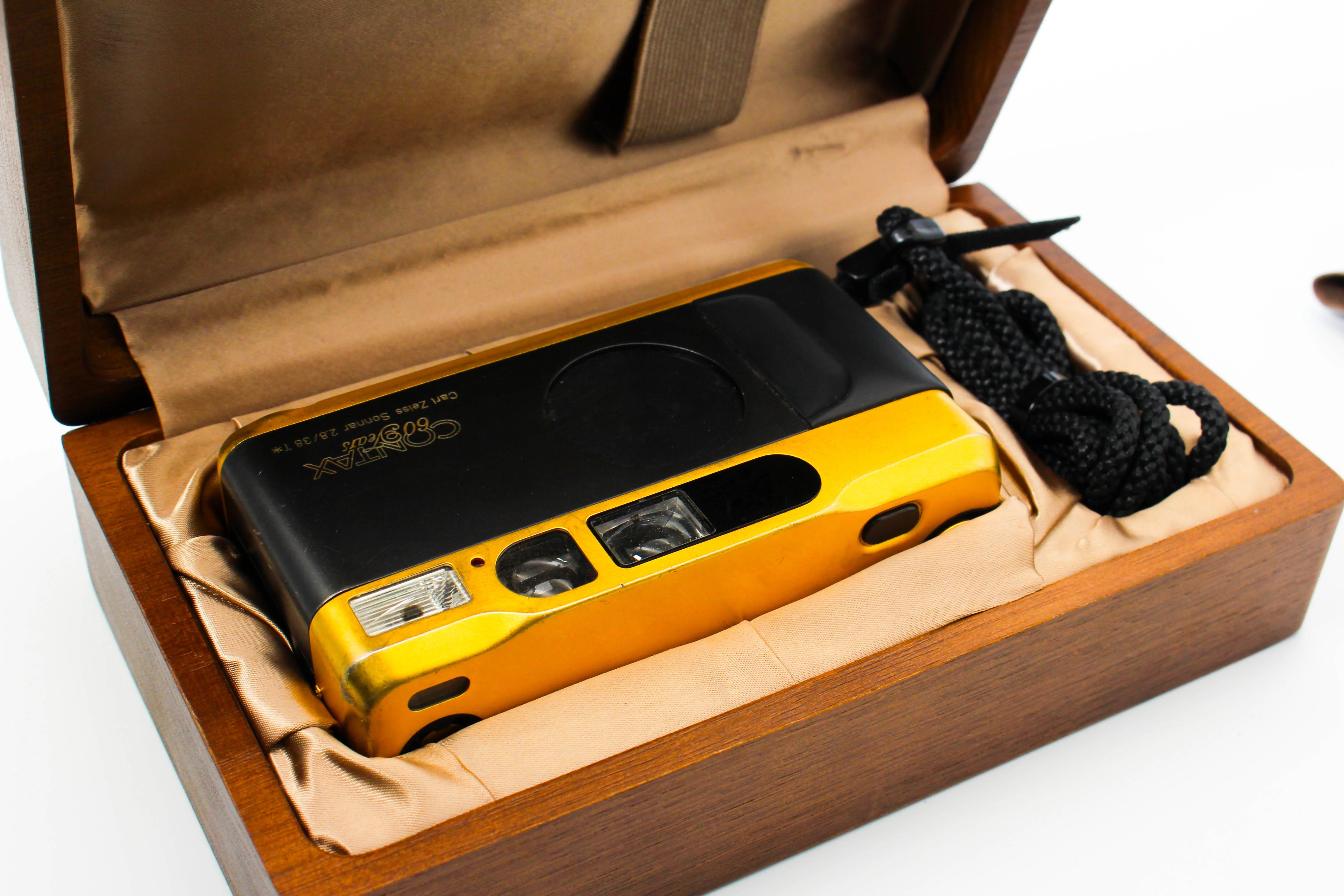 Contax T2 35mm Film Photo Camera Gold 60 Year Anniversary Edition - Film Tested Good - Image 3