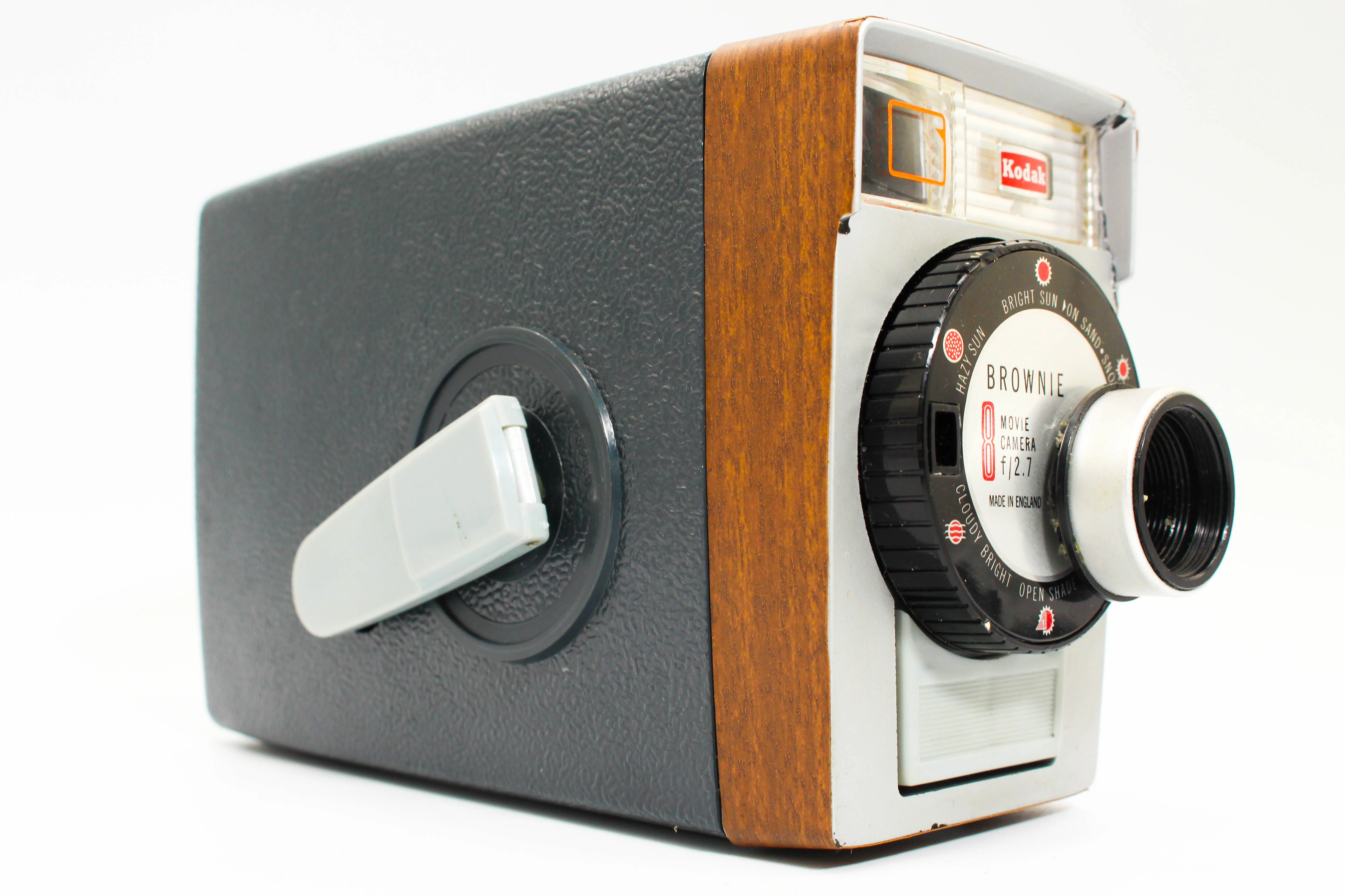 Kodak Brownie Double 8mm Vintage Mechanical Cine Film Camera f/2.7 - Tested Bundle Excellent - Image 5