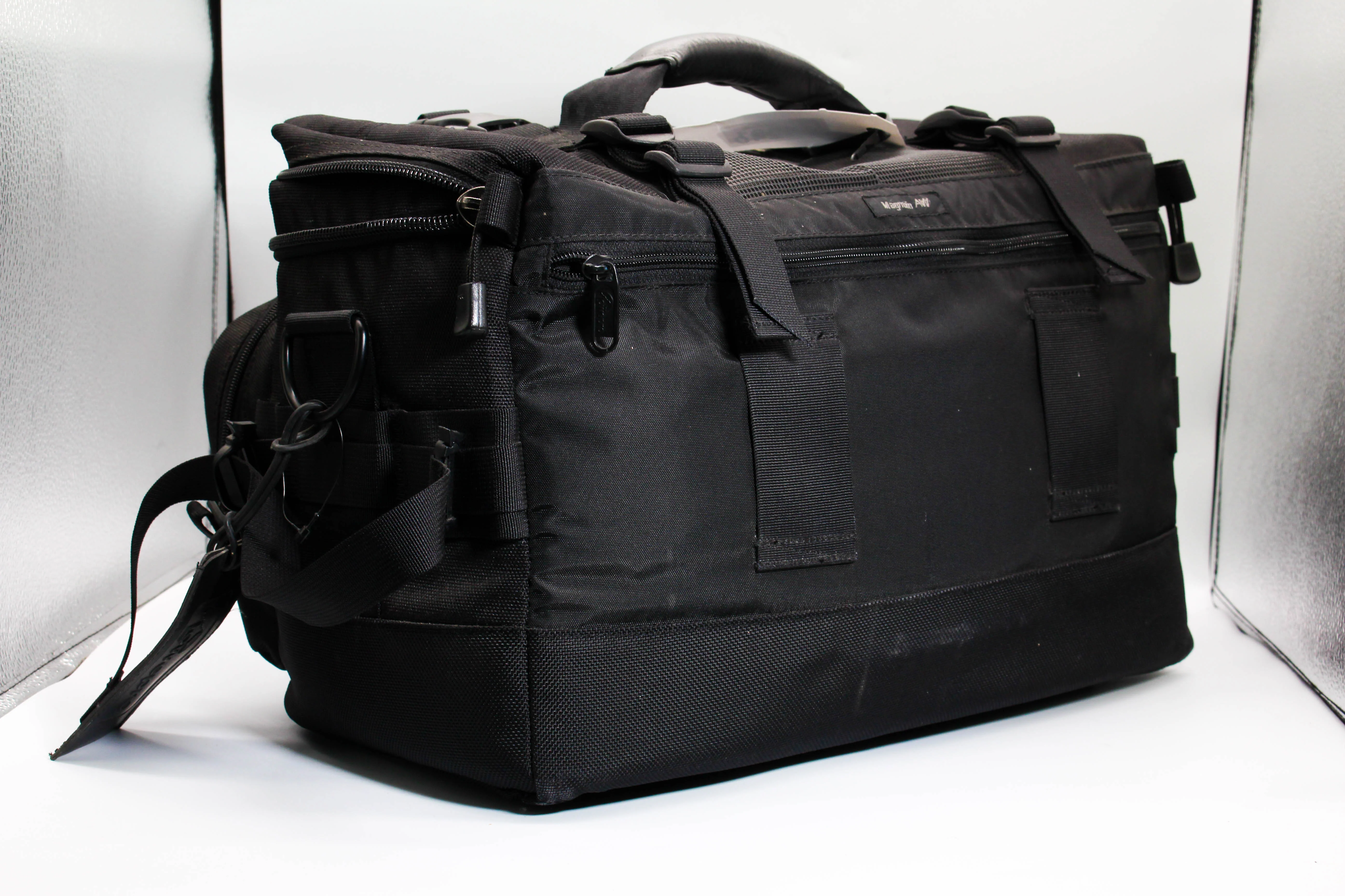 Lowepro Magnum AW Shoulder Carry Bag with Dividers and Extra Carry Pouch For Camera Camcorder DSLR Drone - Good - Image 3