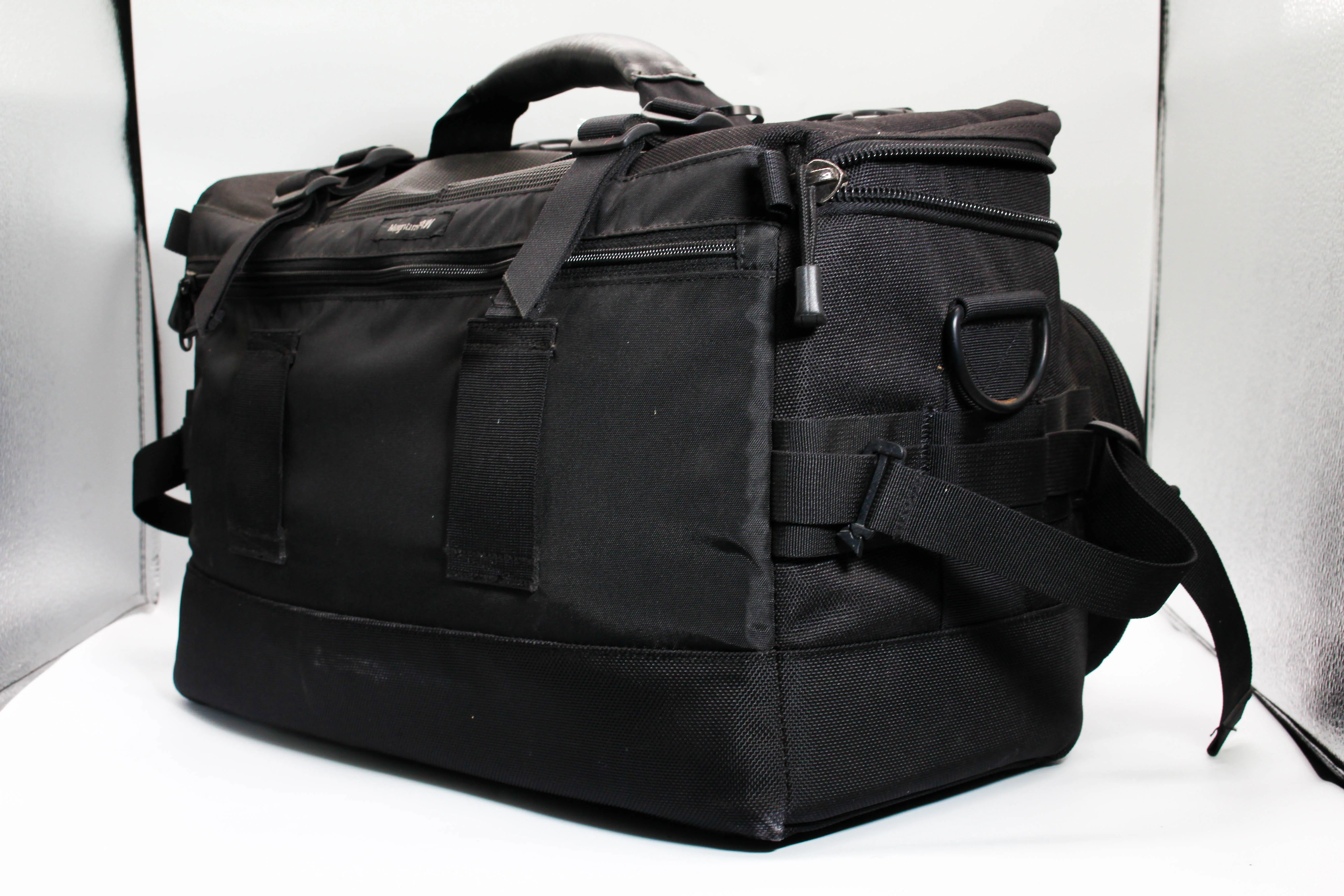 Lowepro Magnum AW Shoulder Carry Bag with Dividers and Extra Carry Pouch For Camera Camcorder DSLR Drone - Good - Image 4