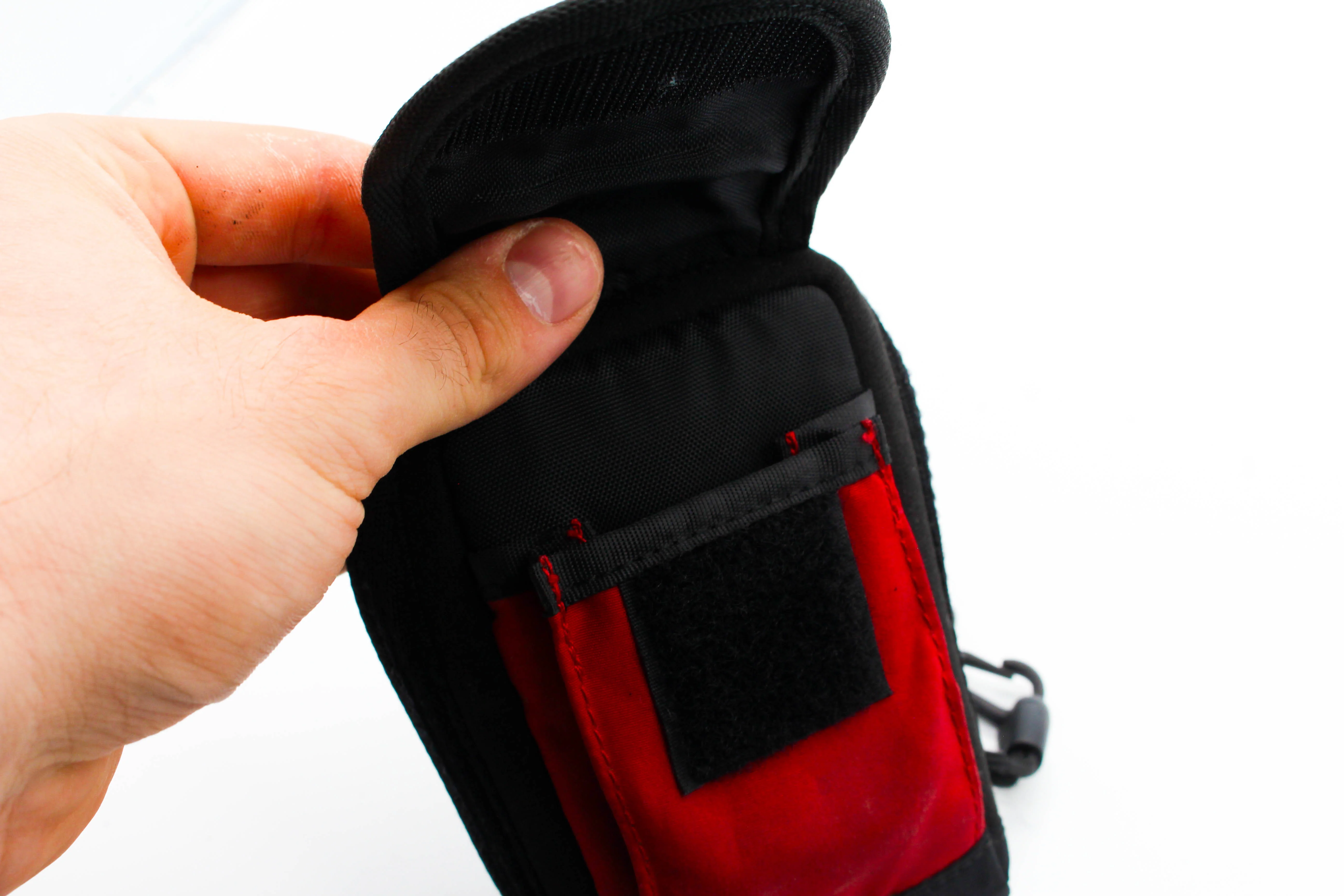 Lowepro Red Camera Bag Case For Camera Camcorder Digicam Small Sized - Good - Image 3