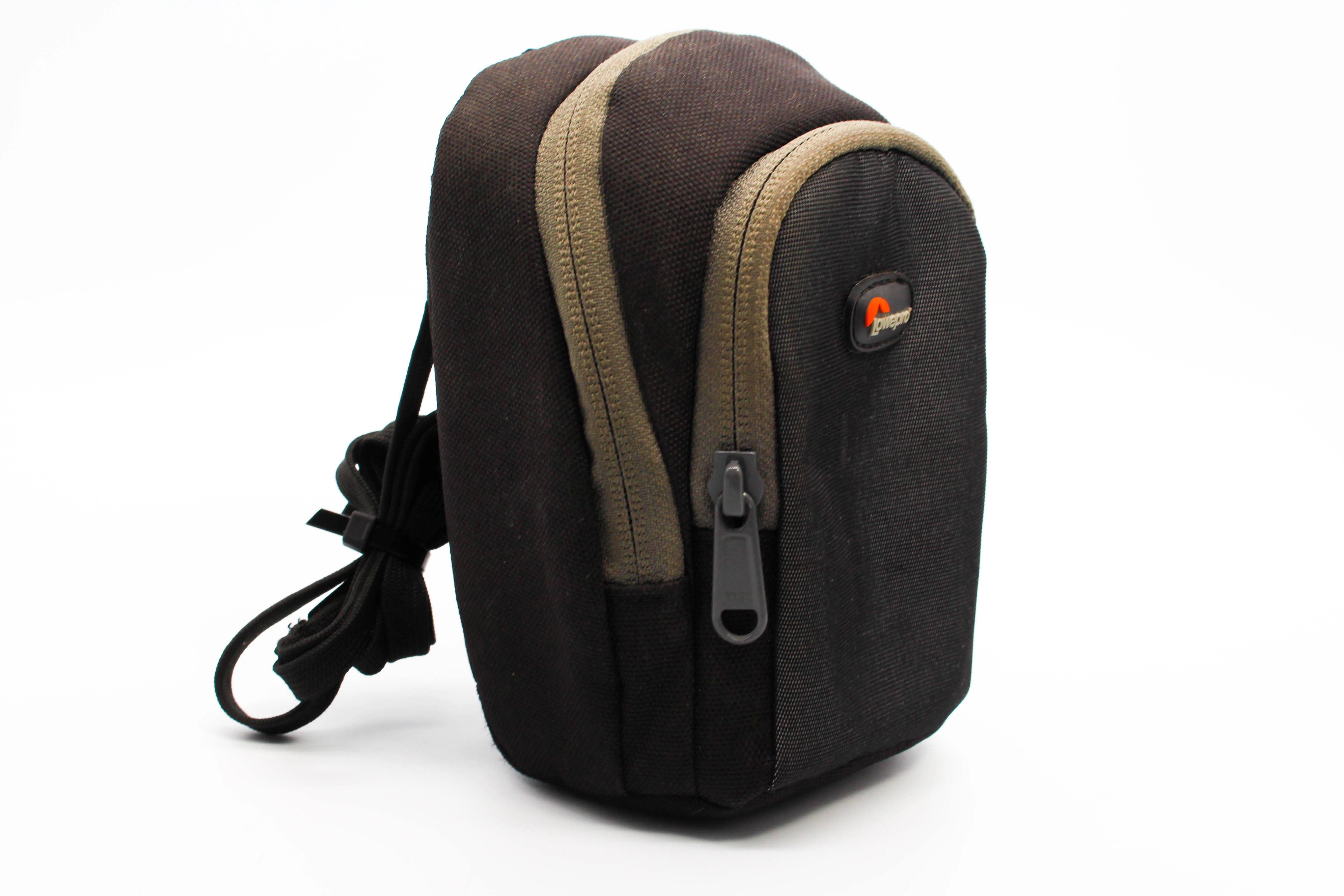 Lowepro Small Camera Carry Pouch Bag For Digicam Camera Black Grey - Excellent - Image 3