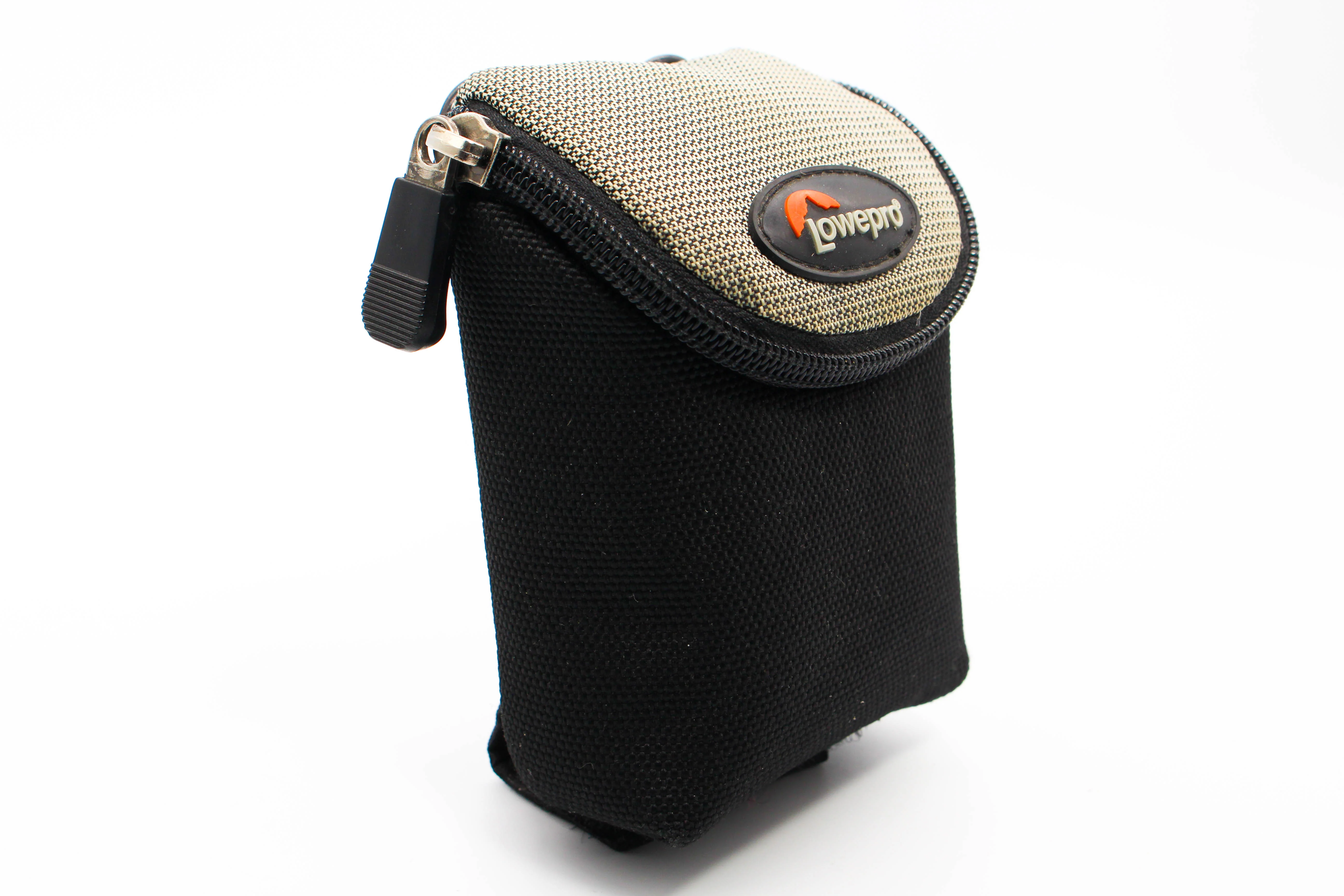 Lowepro Small Digicam Carry Pouch with Belt Loop For Digicam Camera Bag - Excellent - Image 3