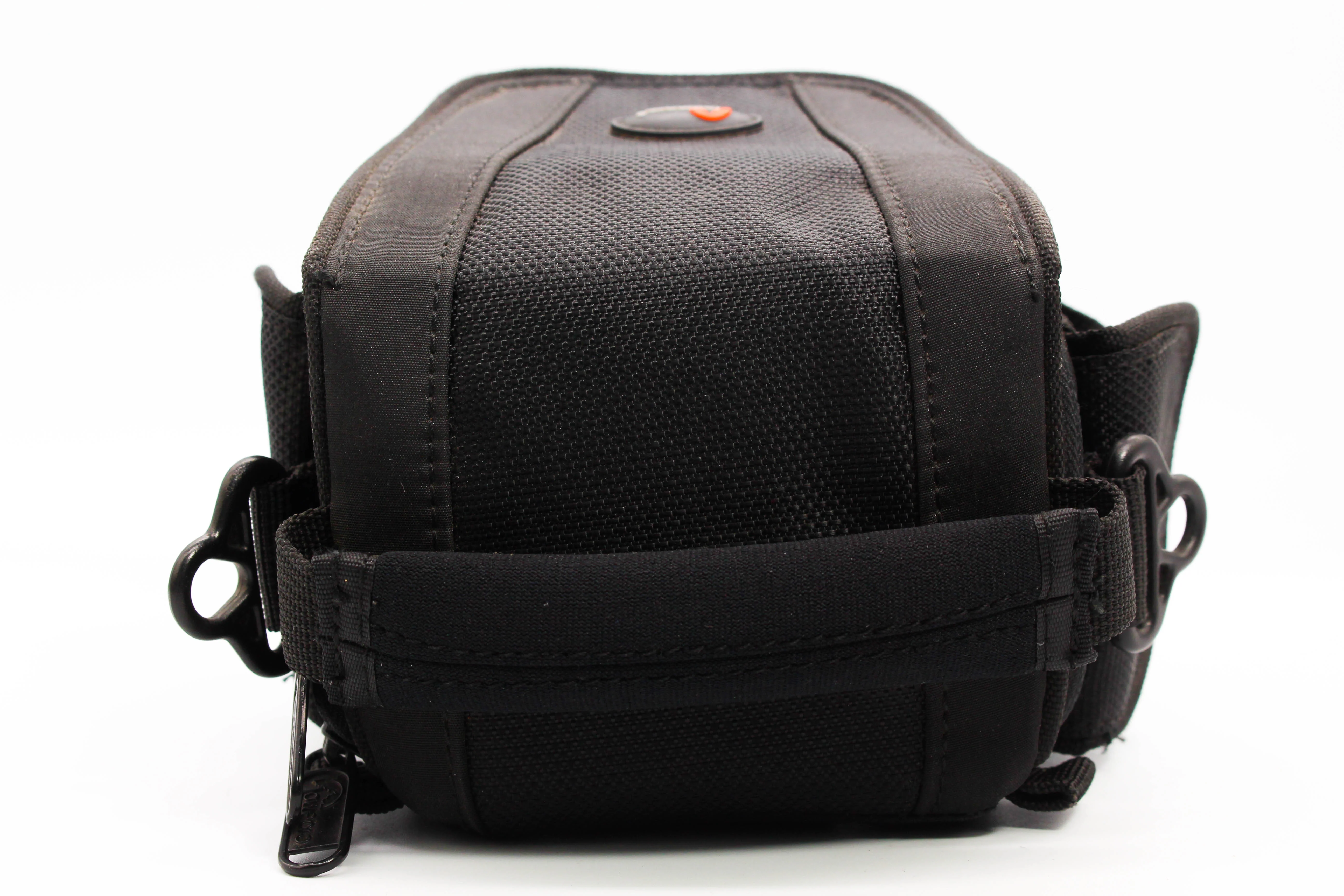 Lowepro Soft Camera Carry Pouch For Handycam Camcorder Camera - Excellent - Image 5