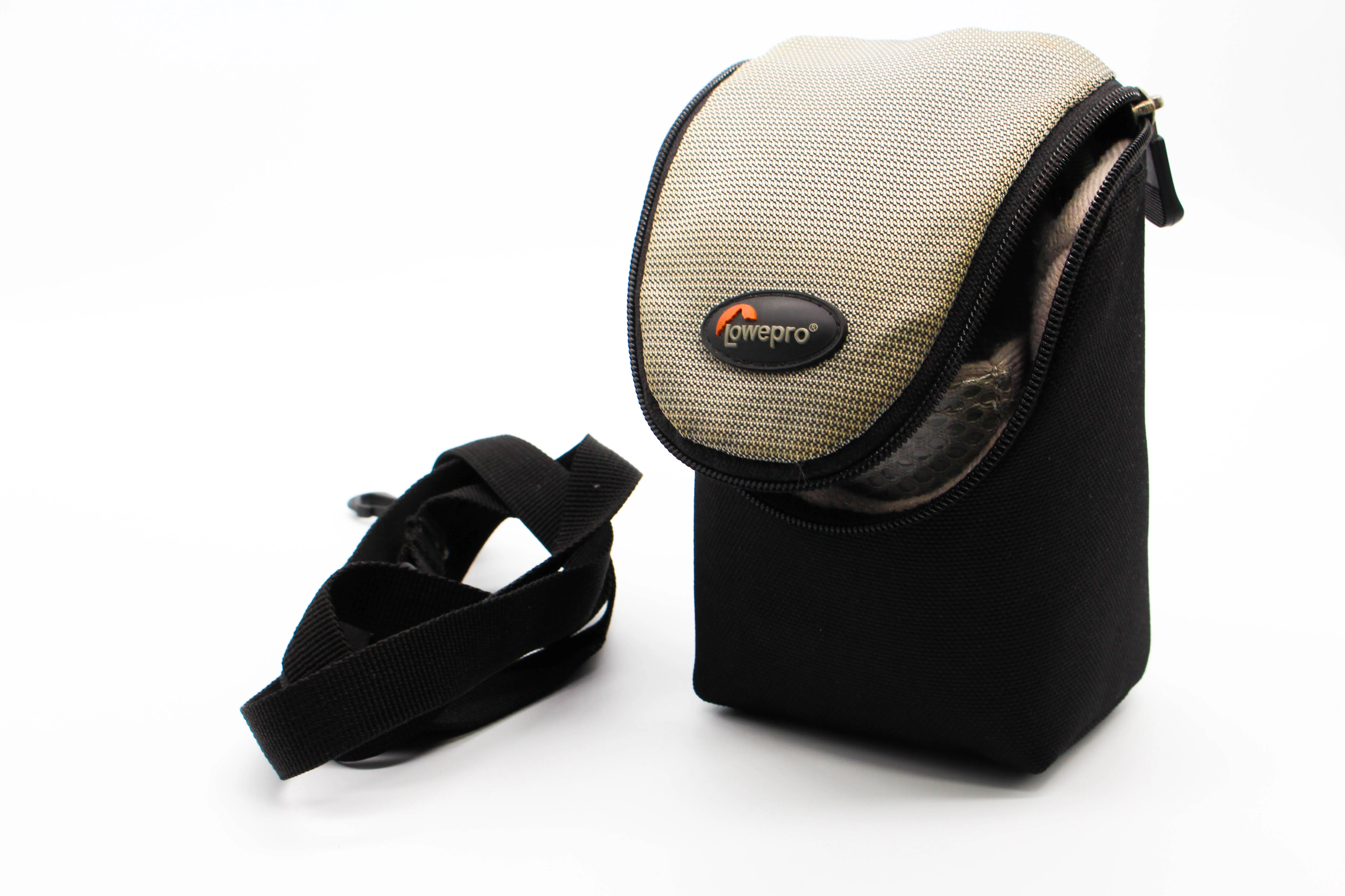 Lowepro Soft Small Camera Carry Pouch For Handycam Camcorder Camera - Excellent - Image 2