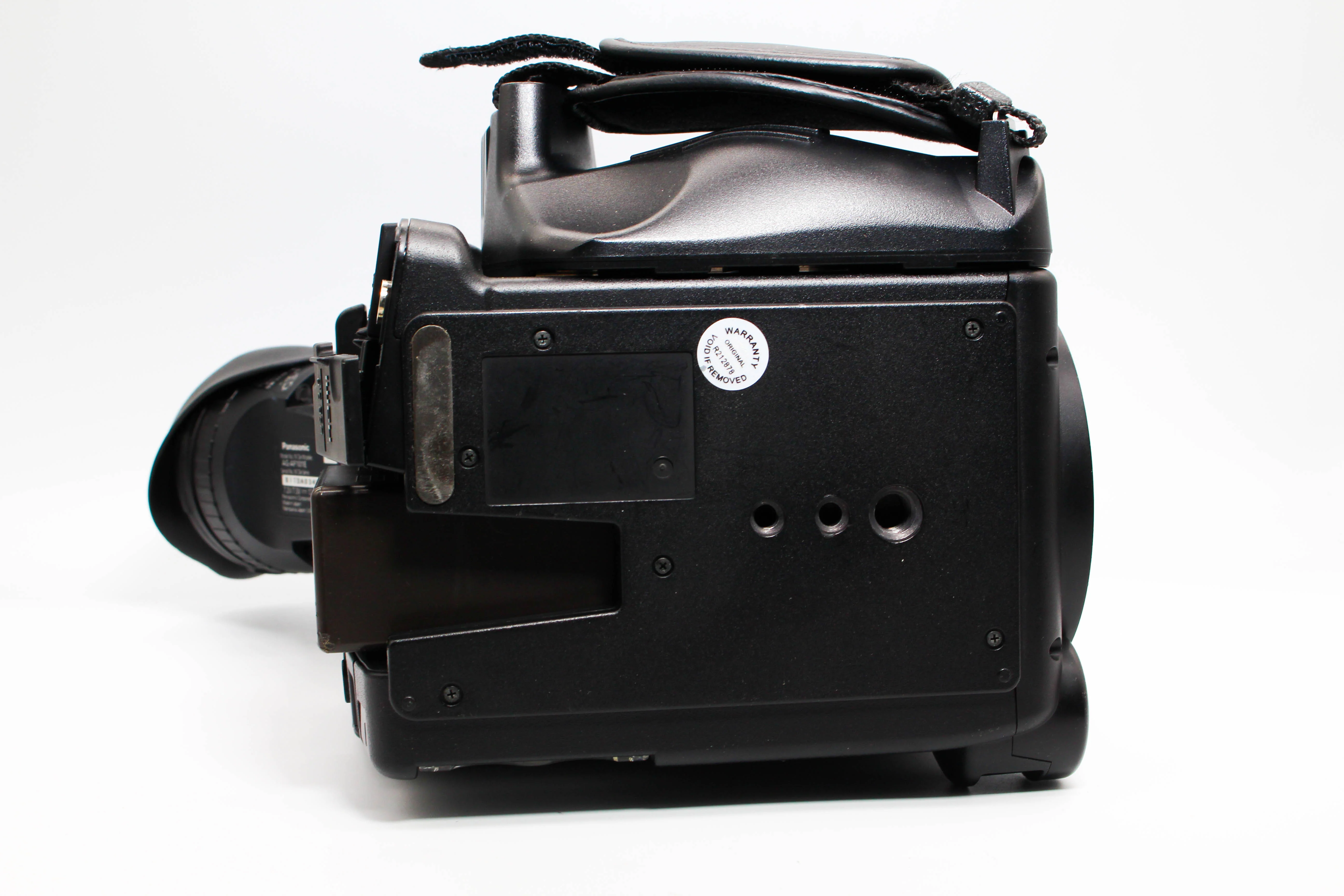 Panasonic AG-AF101E AVCCAM HD SD Card Video Handycam Camcorder Camera - Tested Bundle Good - Image 8