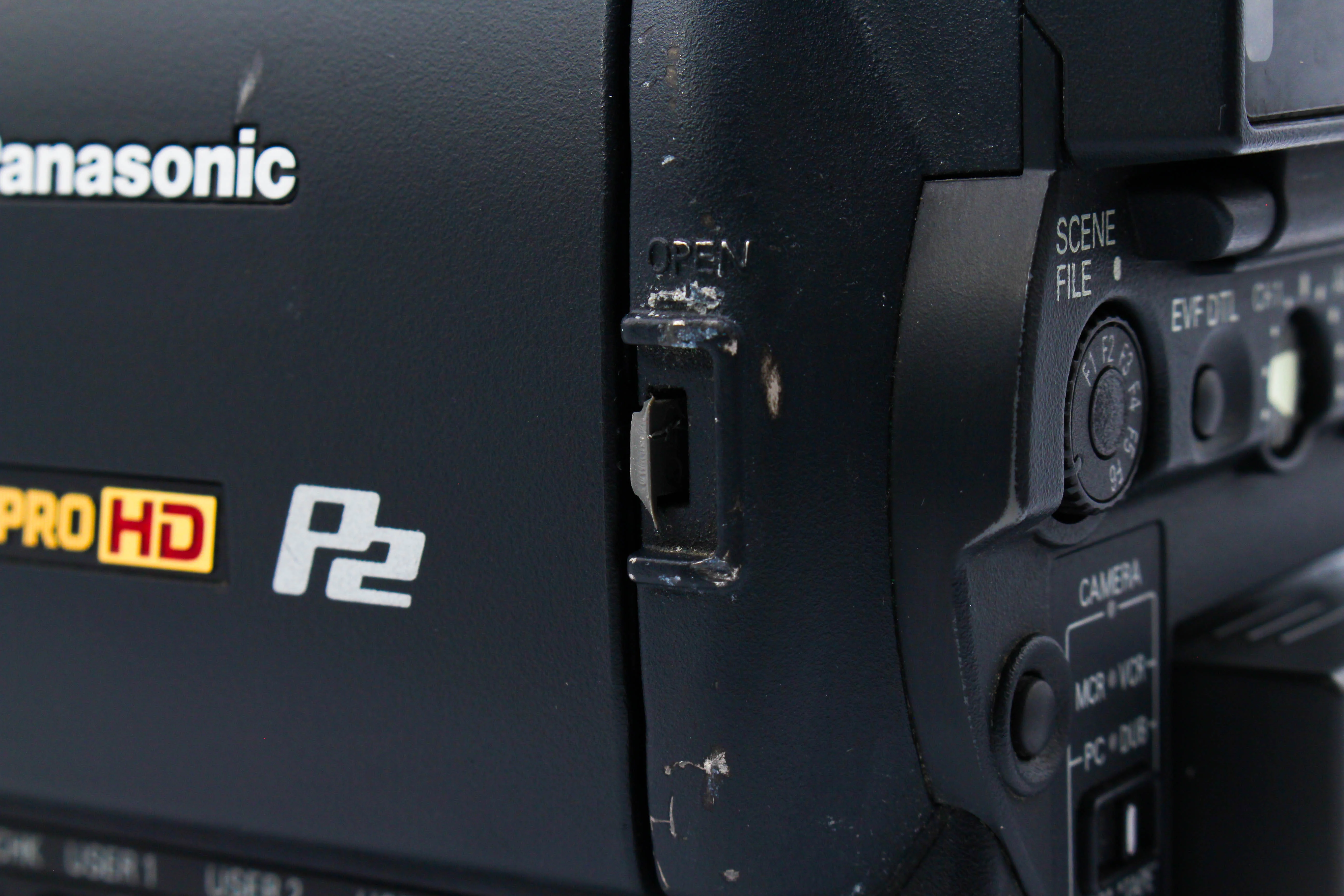Panasonic AG-HVX200E MiniDV Digital Video Camera Camcorder - Tested Bundle Good - Image 6