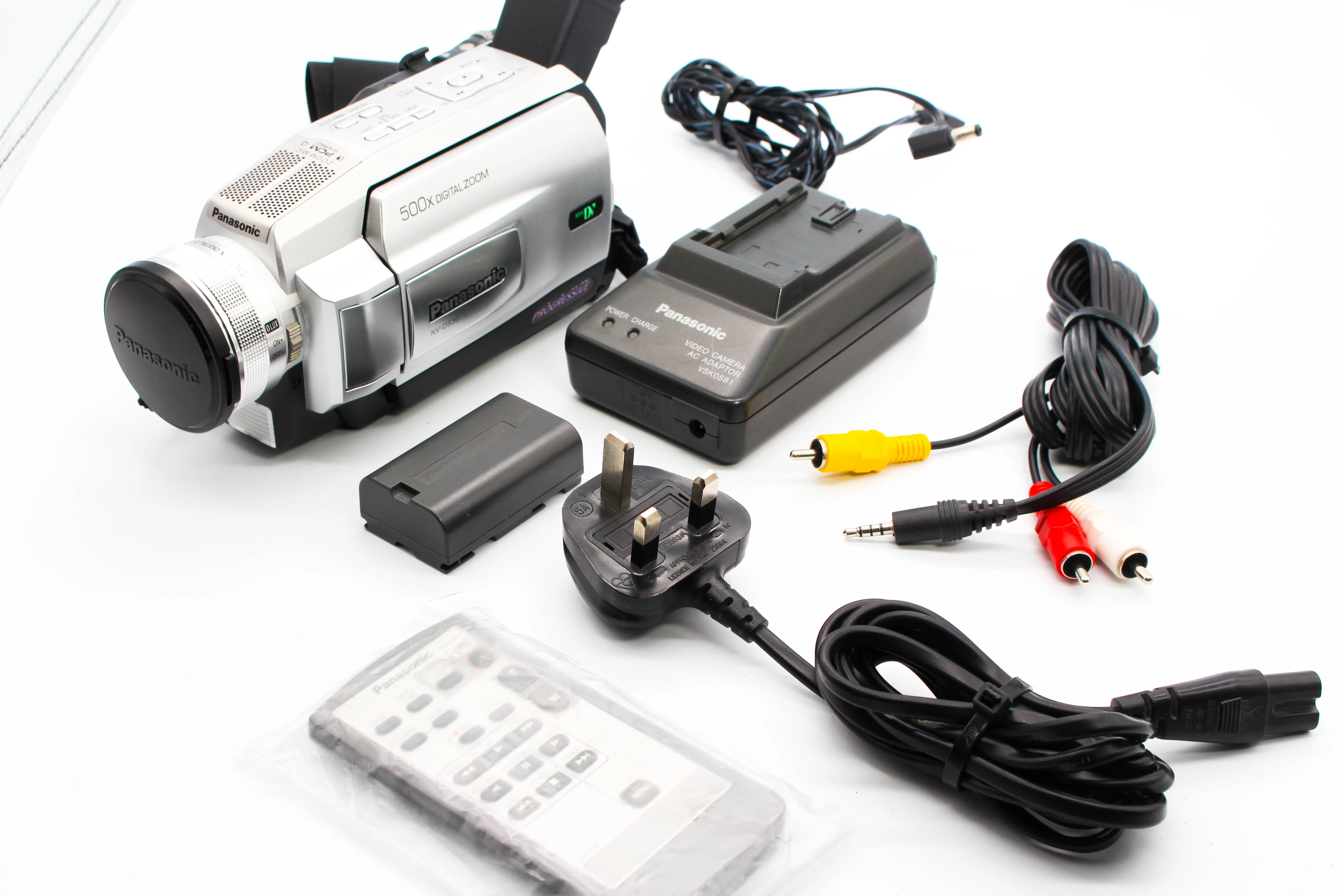 Panasonic NV-DS30 MiniDV Video Handycam Camcorder Camera - Tested Bundle Excellent - Image 2