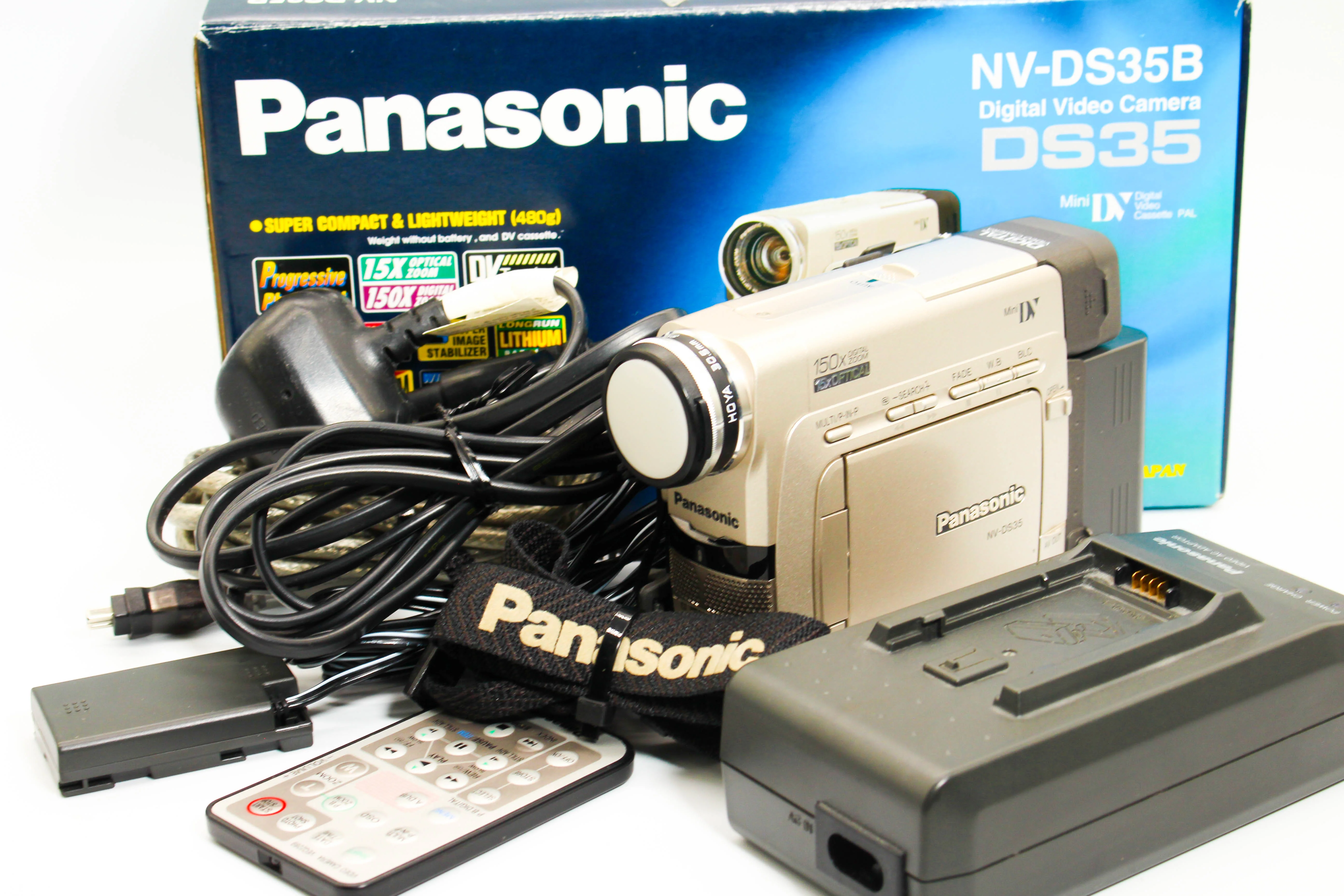Panasonic NV-DS35B MiniDV Digital Video Handycam Camcorder Camera - Tested Bundle Excellent - Image 2