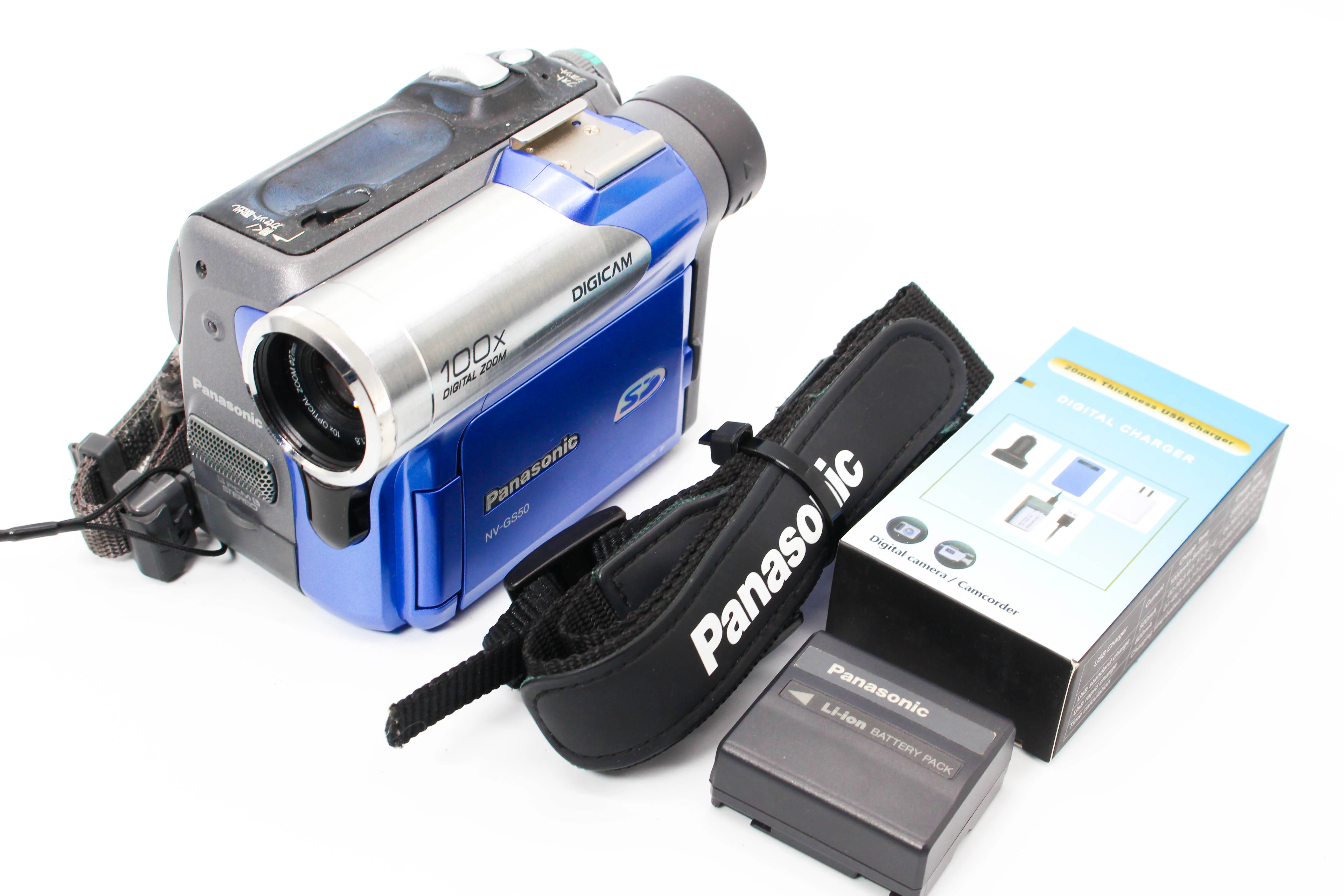 Panasonic NV-GS50 NTSC MiniDV Digital Video Camera Camcorder - Tested Bundle - Image 2