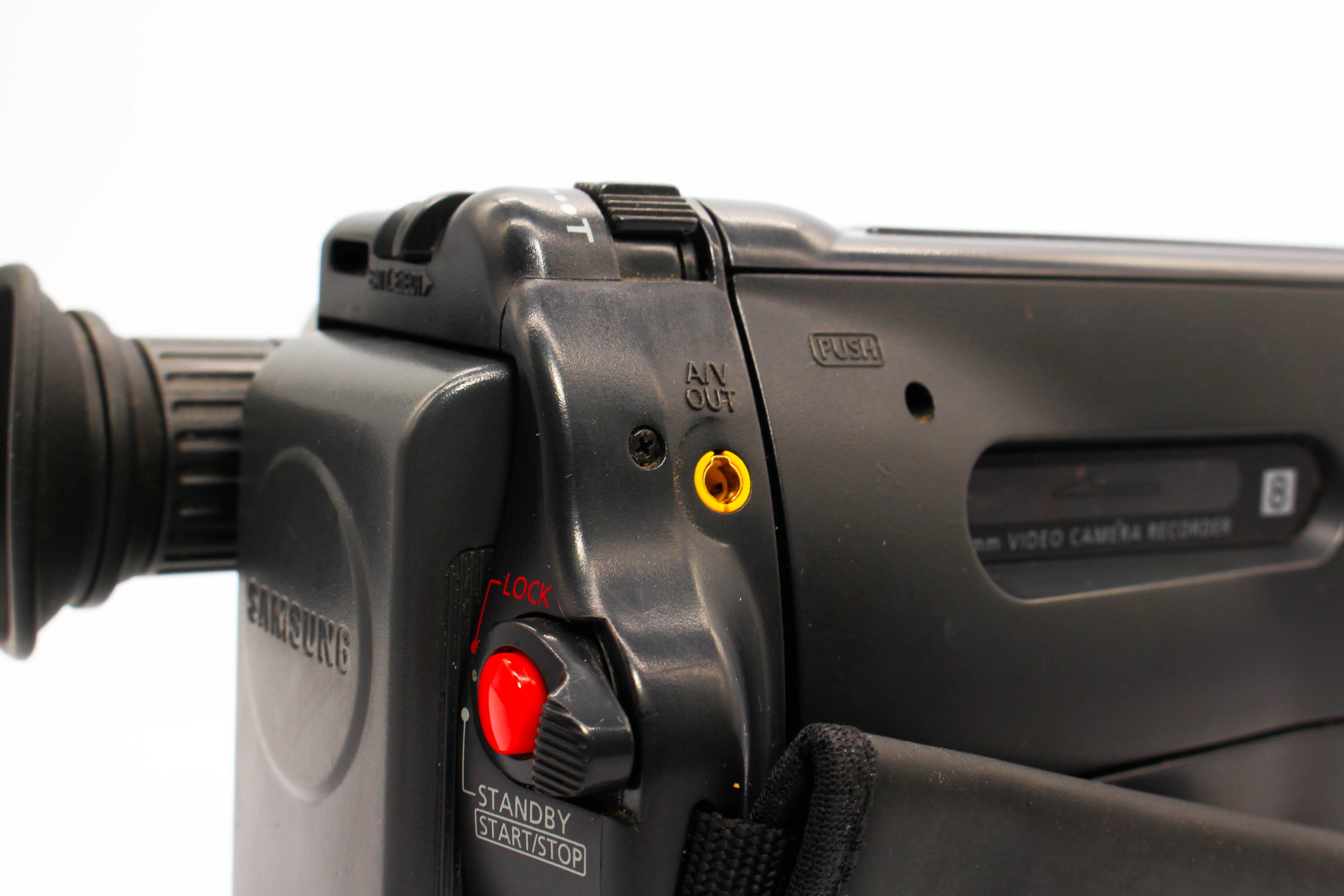 Samsung VP-A30 Video8 8mm Handycam Video Camcorder Camera - Tested Bundle Excellent - Image 7
