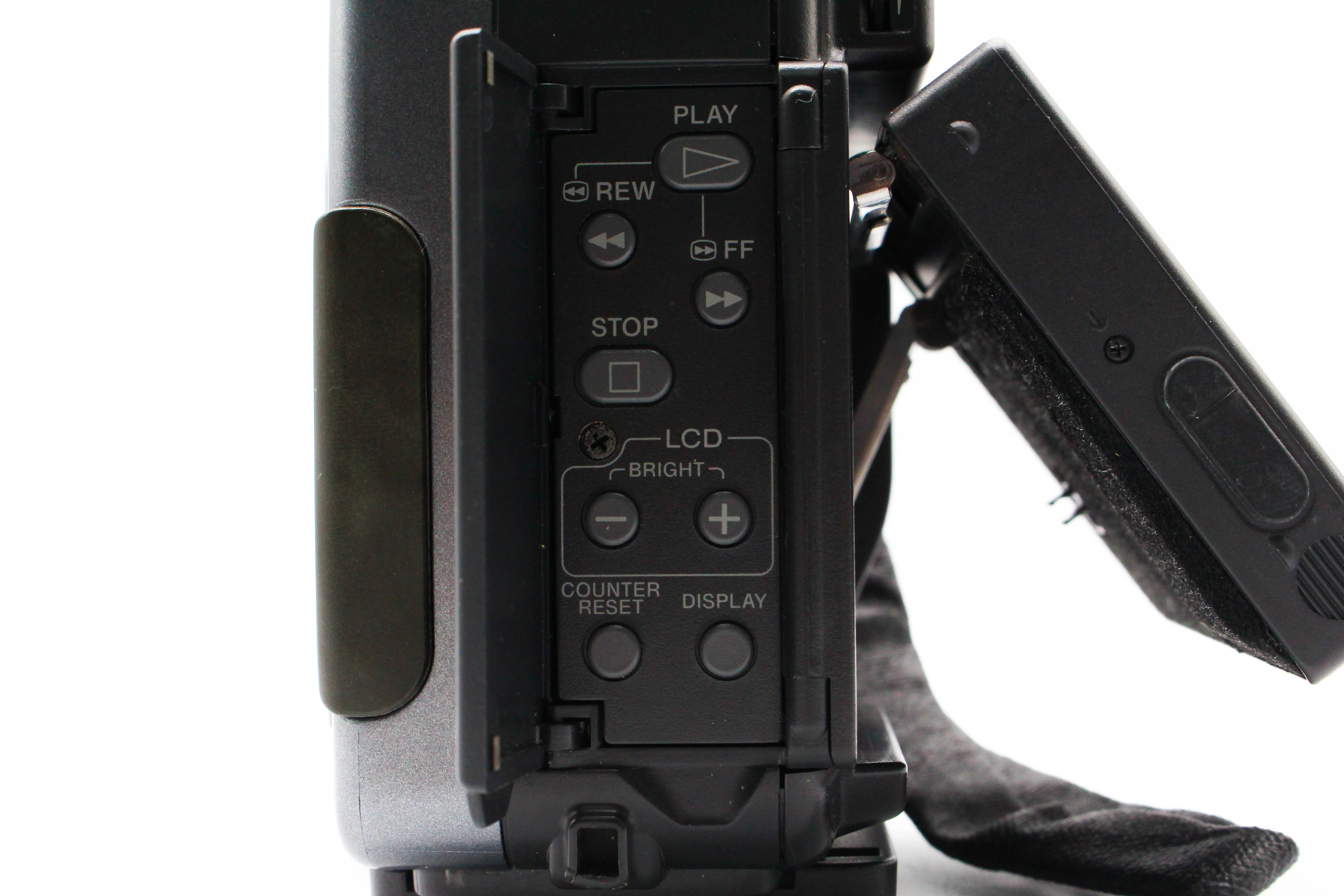 Sony CCD-SC5 NTSC Hi8 Analog Camcorder Handycam Video Camera - Tested Bundle Excellent - Image 13