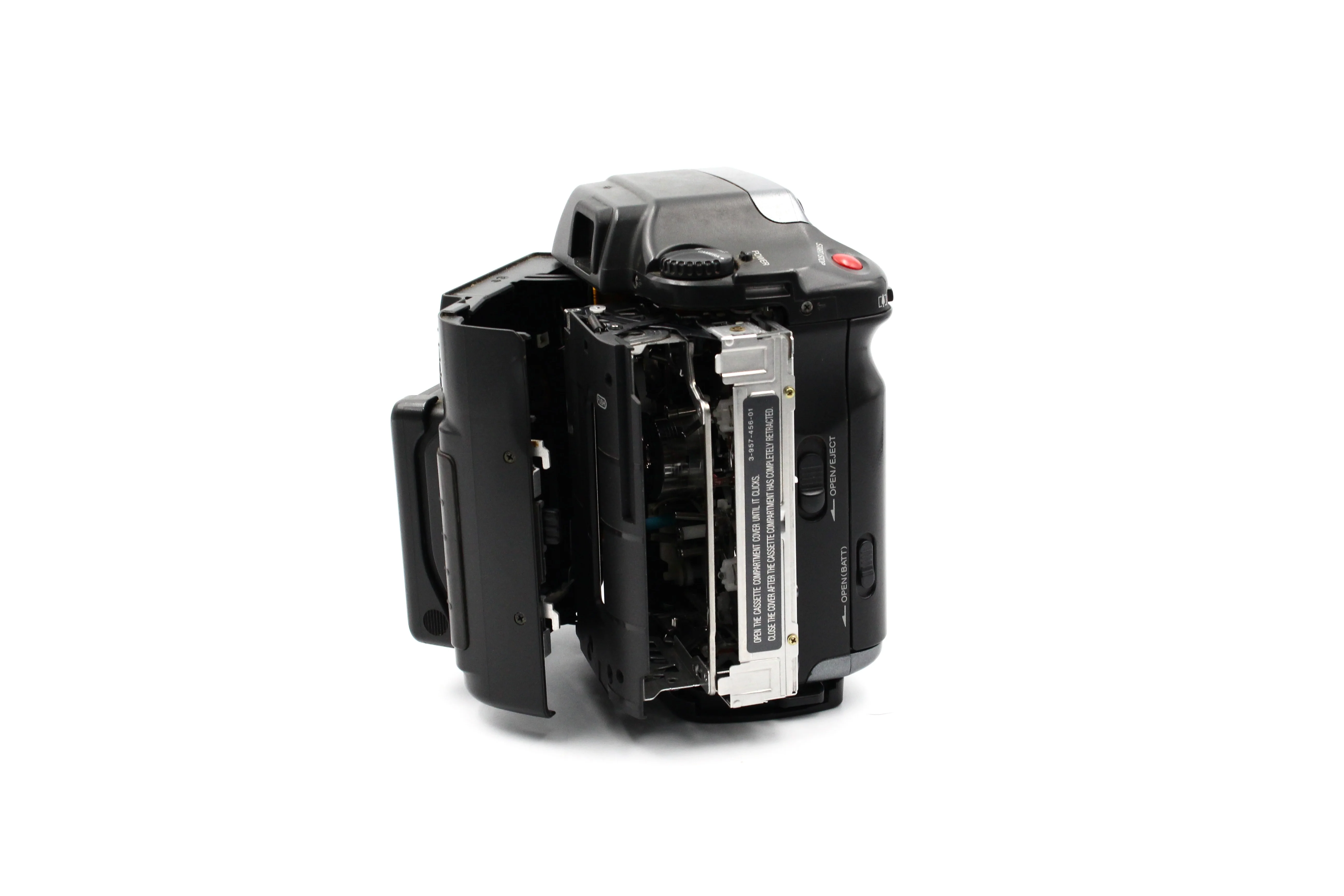 Sony CCD-SC5E Video8 Analog Video Camcorder Camera - Image 16