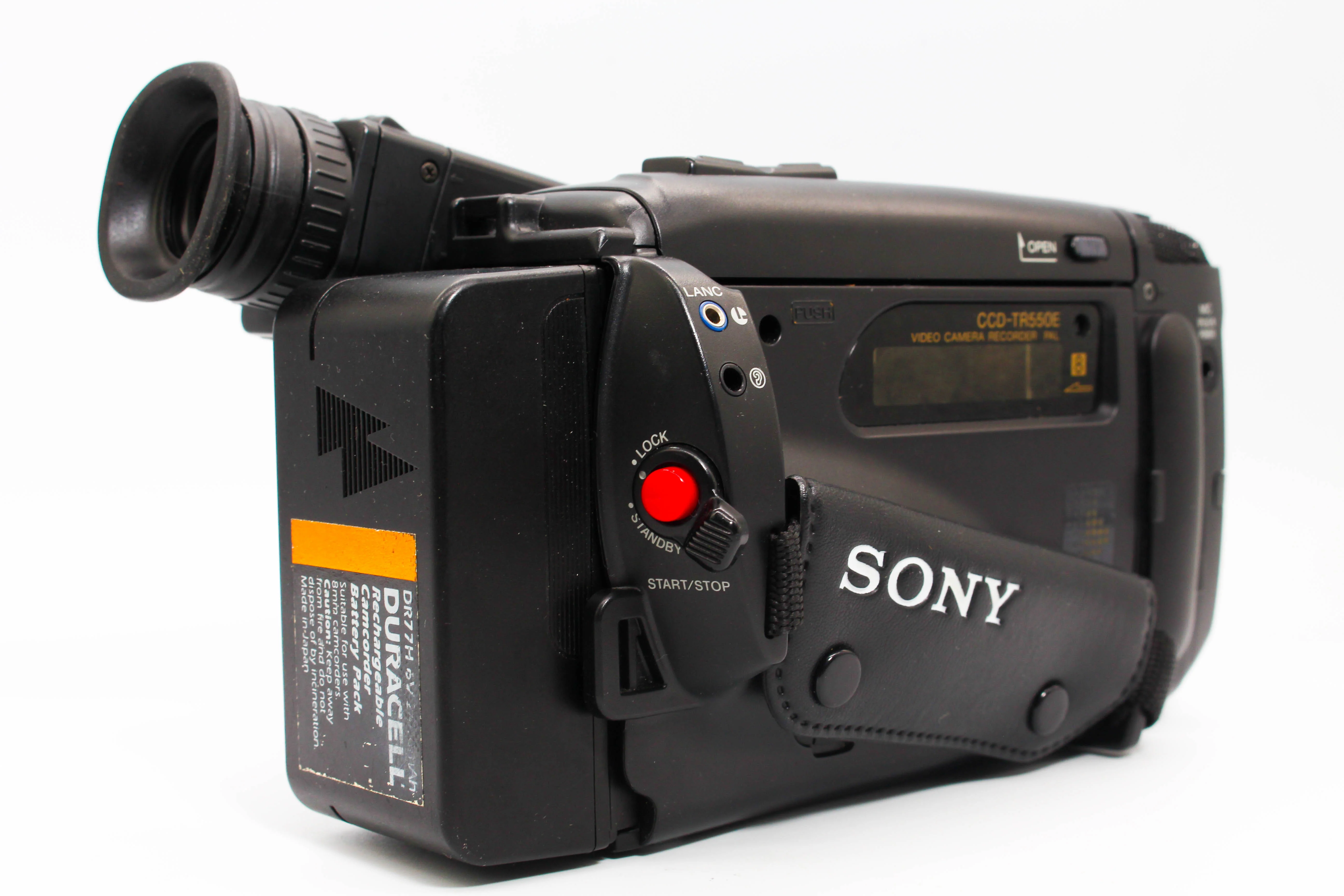 Sony CCD-TR550E Video8 8mm Handycam Video Camcorder Camera - Tested Bundle Excellent - Image 4