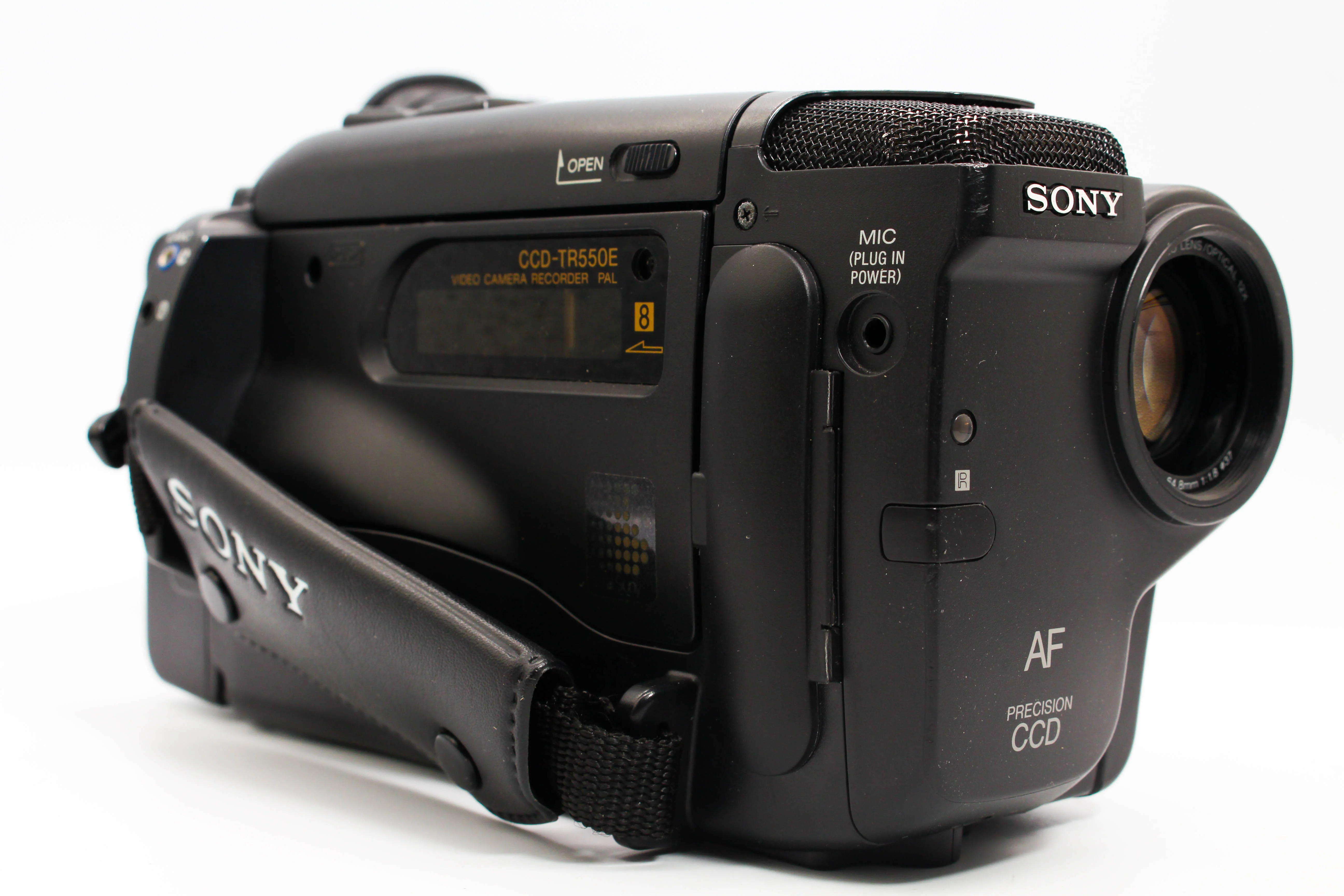 Sony CCD-TR550E Video8 8mm Handycam Video Camcorder Camera - Tested Bundle Excellent - Image 5