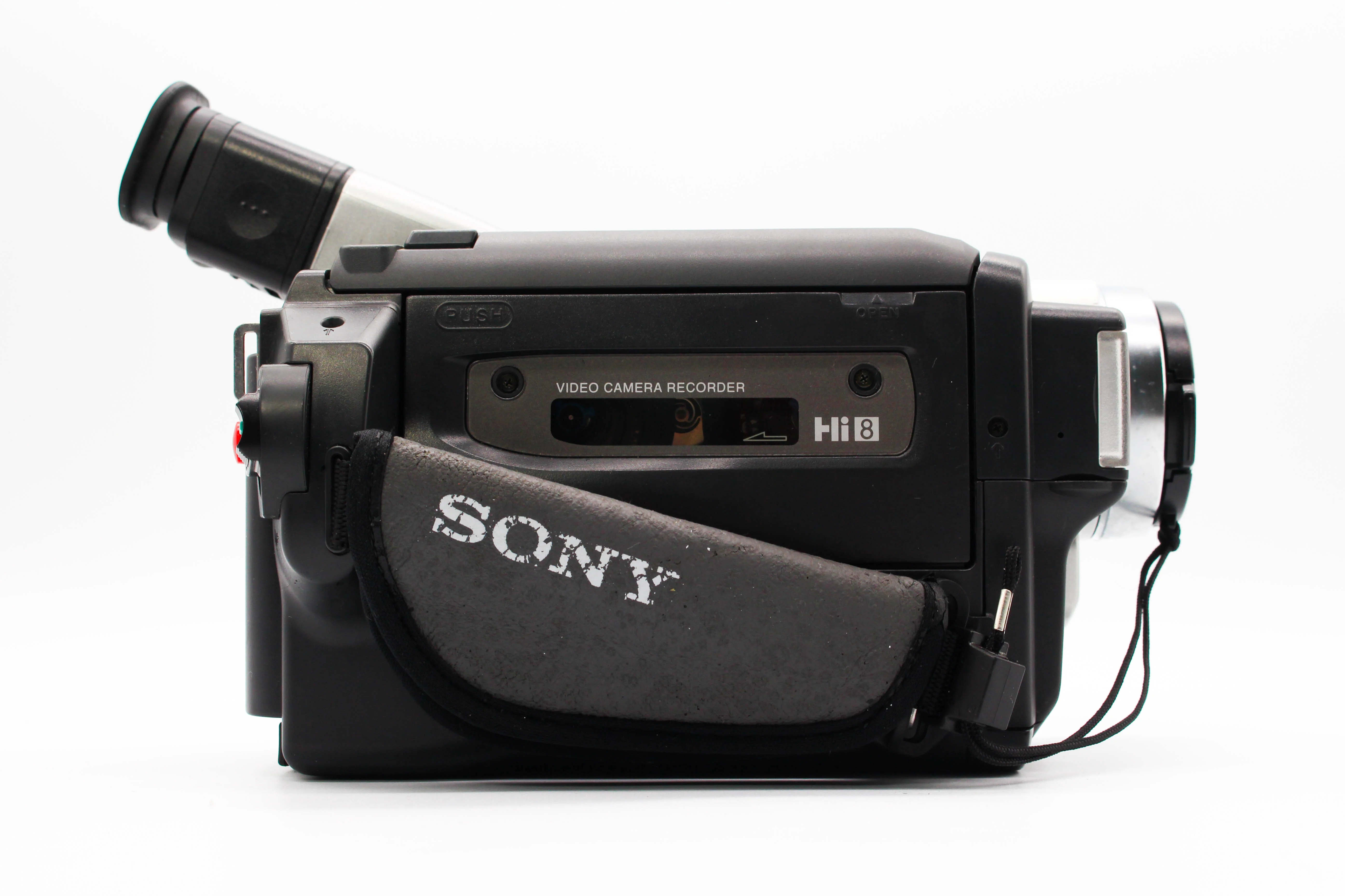 Sony CCD-TR718E Hi8 Analog Camcorder Handycam Video Camera - Tested Bundle Excellent - Image 7