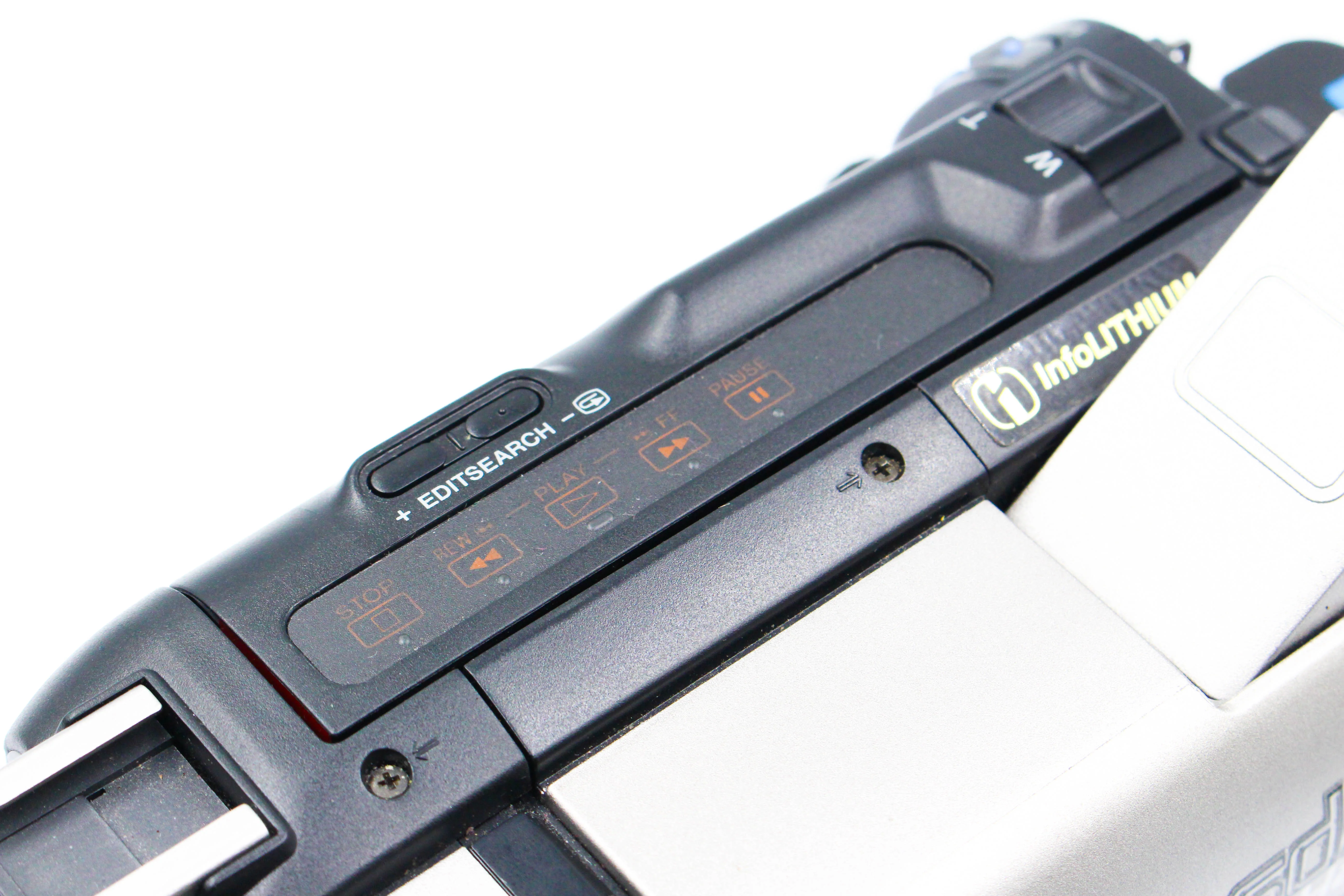 Sony CCD-TR840E Hi8 Video8 Handycam Handycam Video Camcorder Camera - Image 9