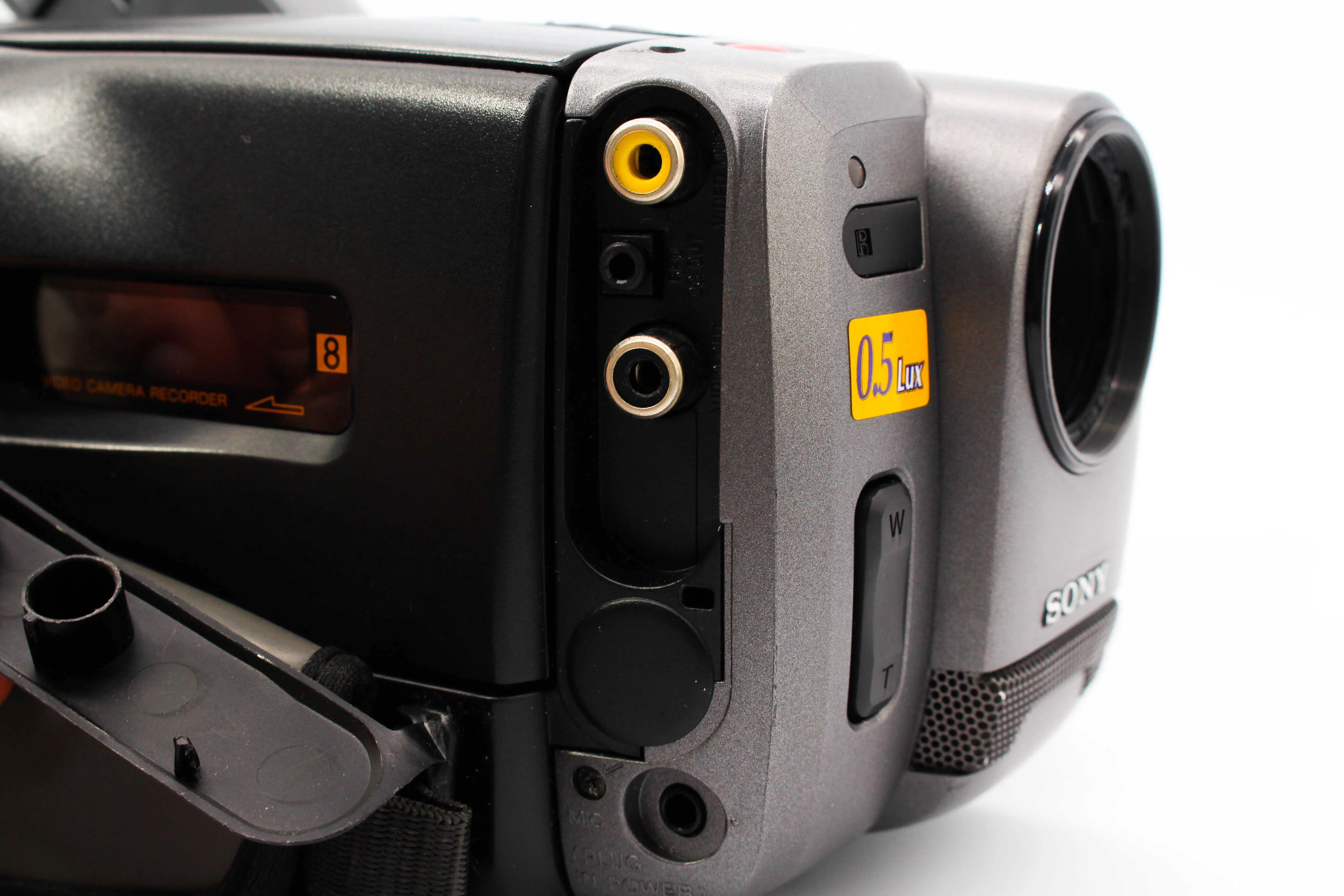 Sony CCD-TRV10E Video8 8mm Handycam Camcorder Camera - Tested Bundle Excellent - Image 8