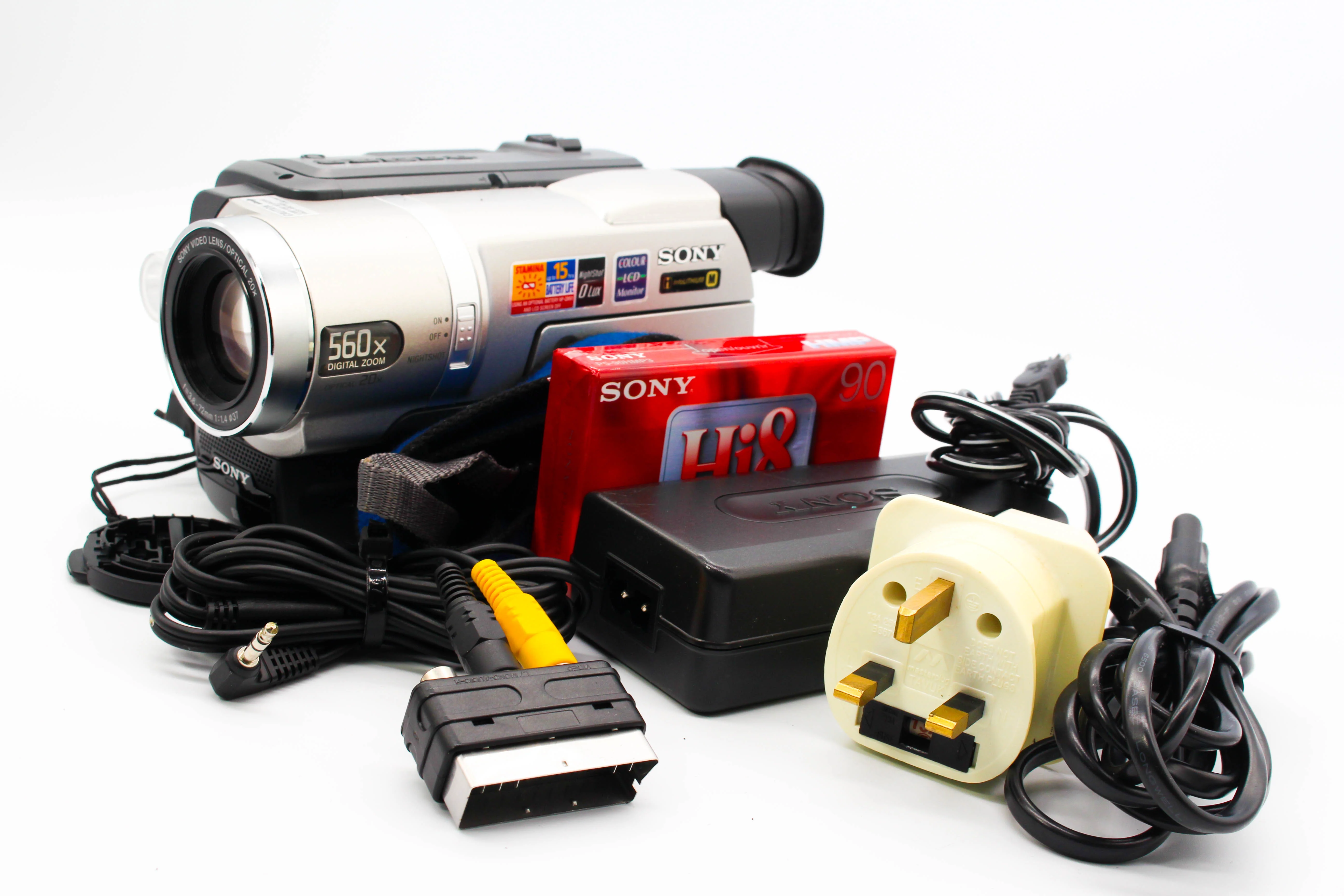 Sony CCD-TRV208E Hi8 Analog Camcorder Handycam Video Camera - Tested Bundle Good - Image 2