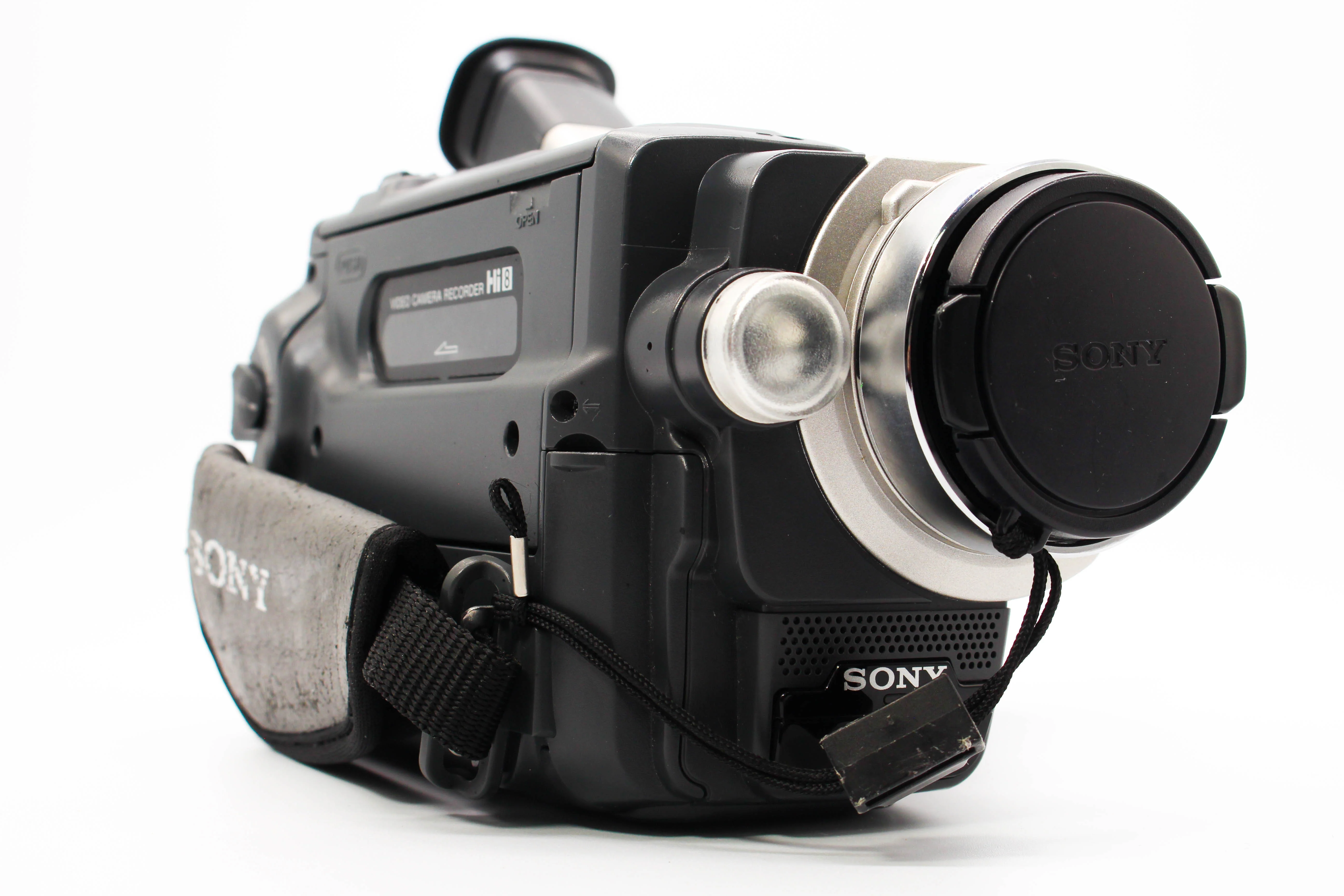 Sony CCD-TRV208E Hi8 Video8 8mm Handycam Camcorder Camera - Tested Bundle Good - Image 3