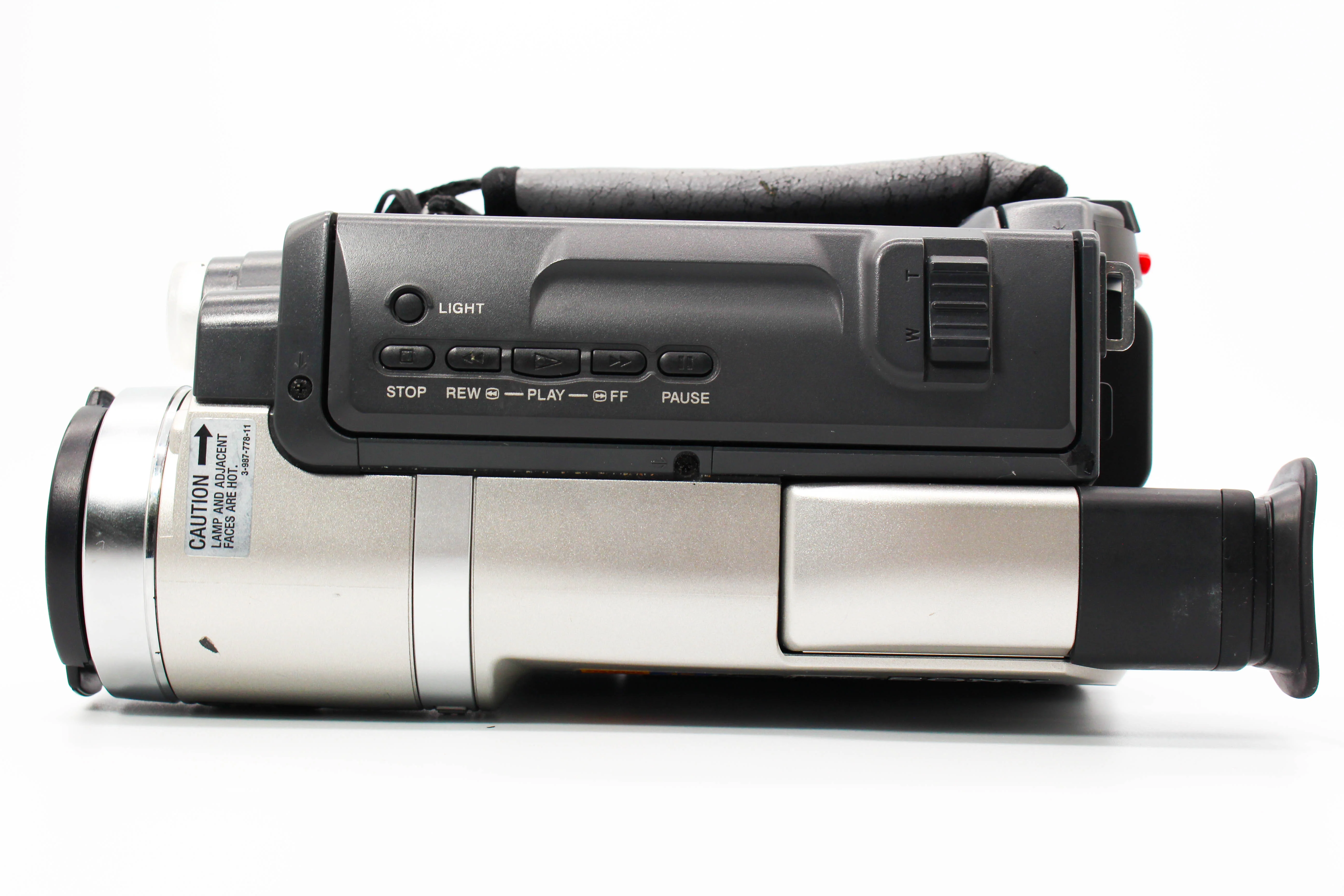 Sony CCD-TRV208E Hi8 Video8 8mm Handycam Camcorder Camera - Tested Bundle Good - Image 9