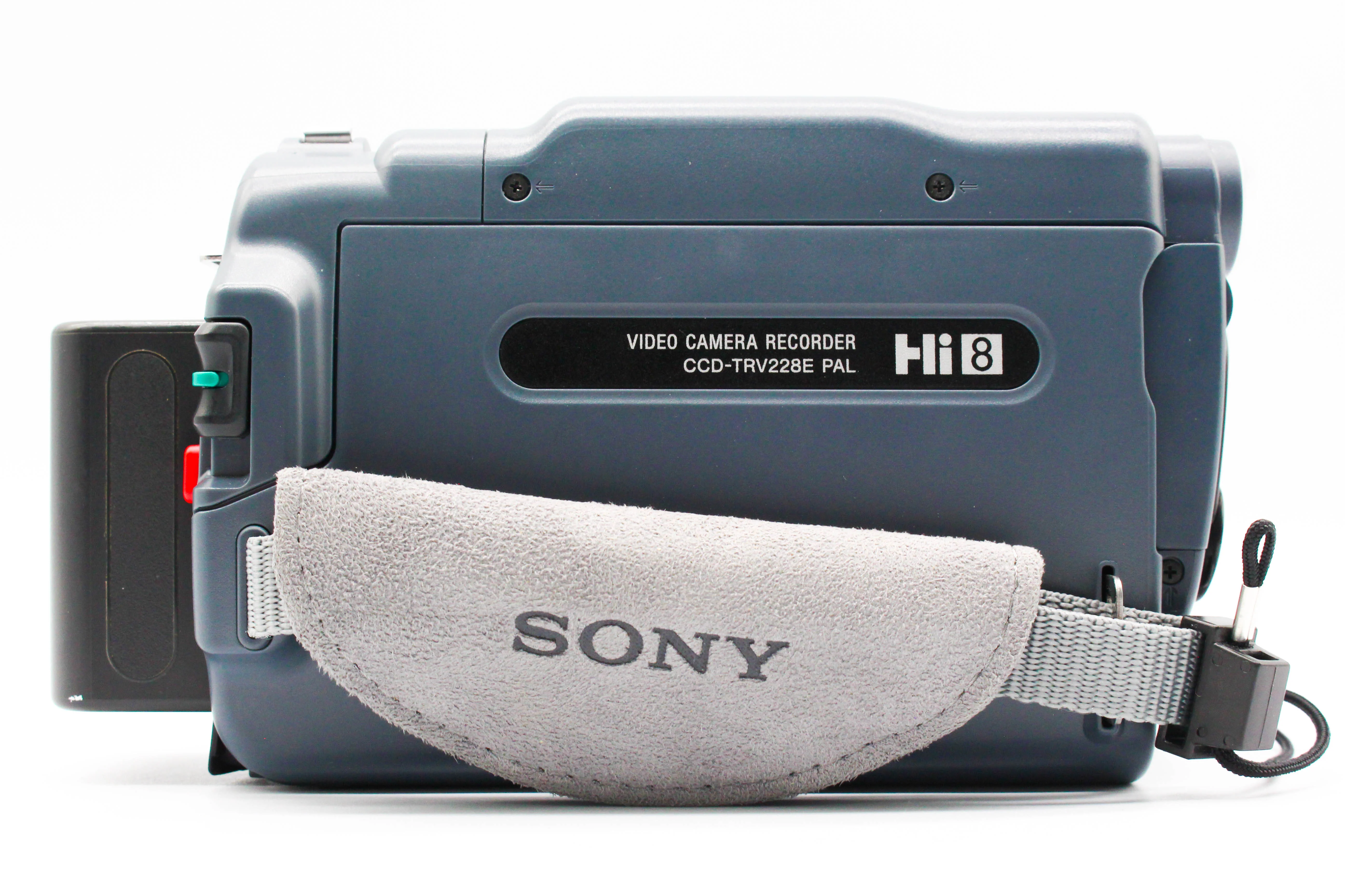 Sony CCD-TRV228E Video8 Hi8 Analog Video Handycam Camera Camcorder - Tested Bundle - Image 6