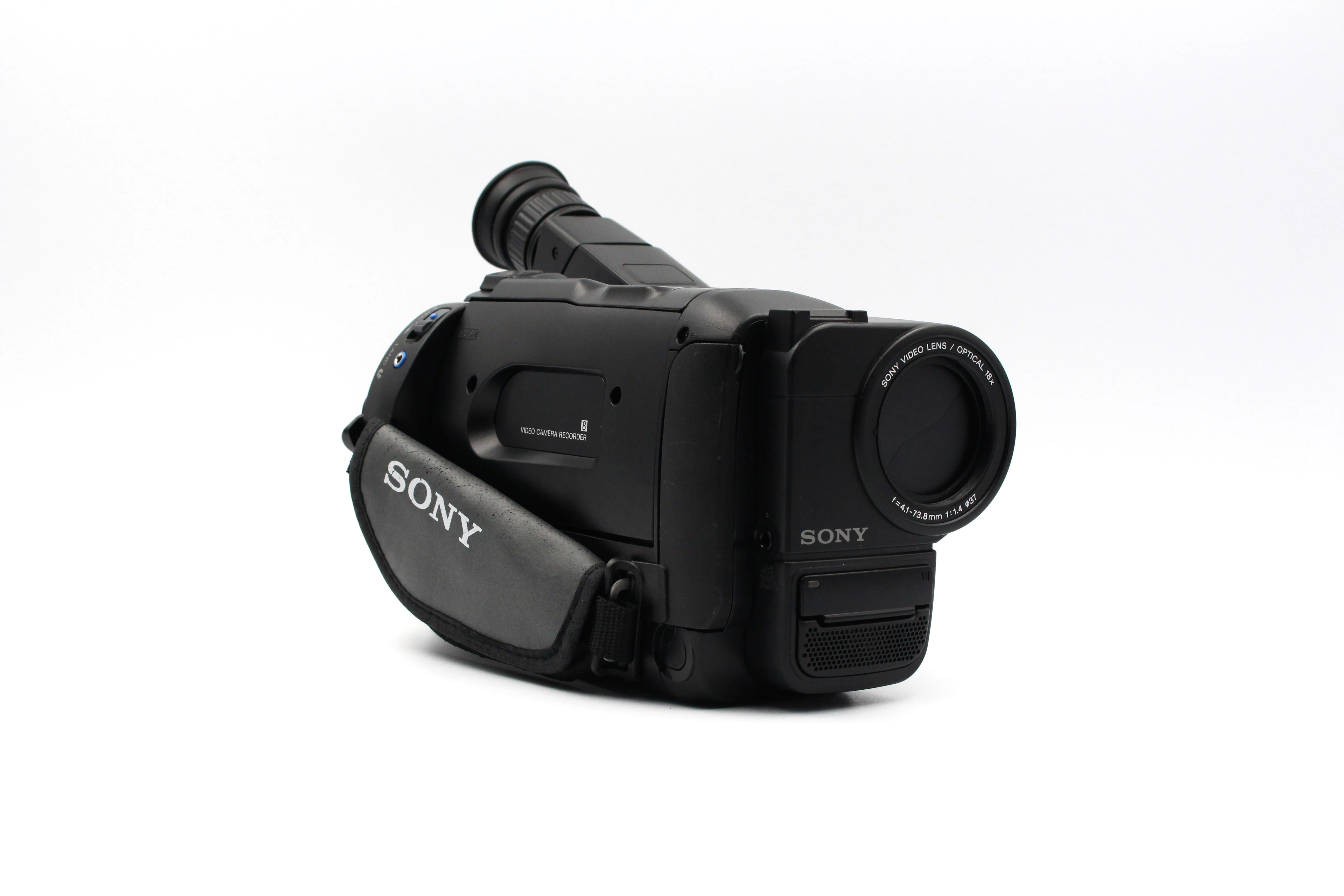Sony CCD-TR425E Video8 XR Analog Tape Video Camcorder Camera - Image 6