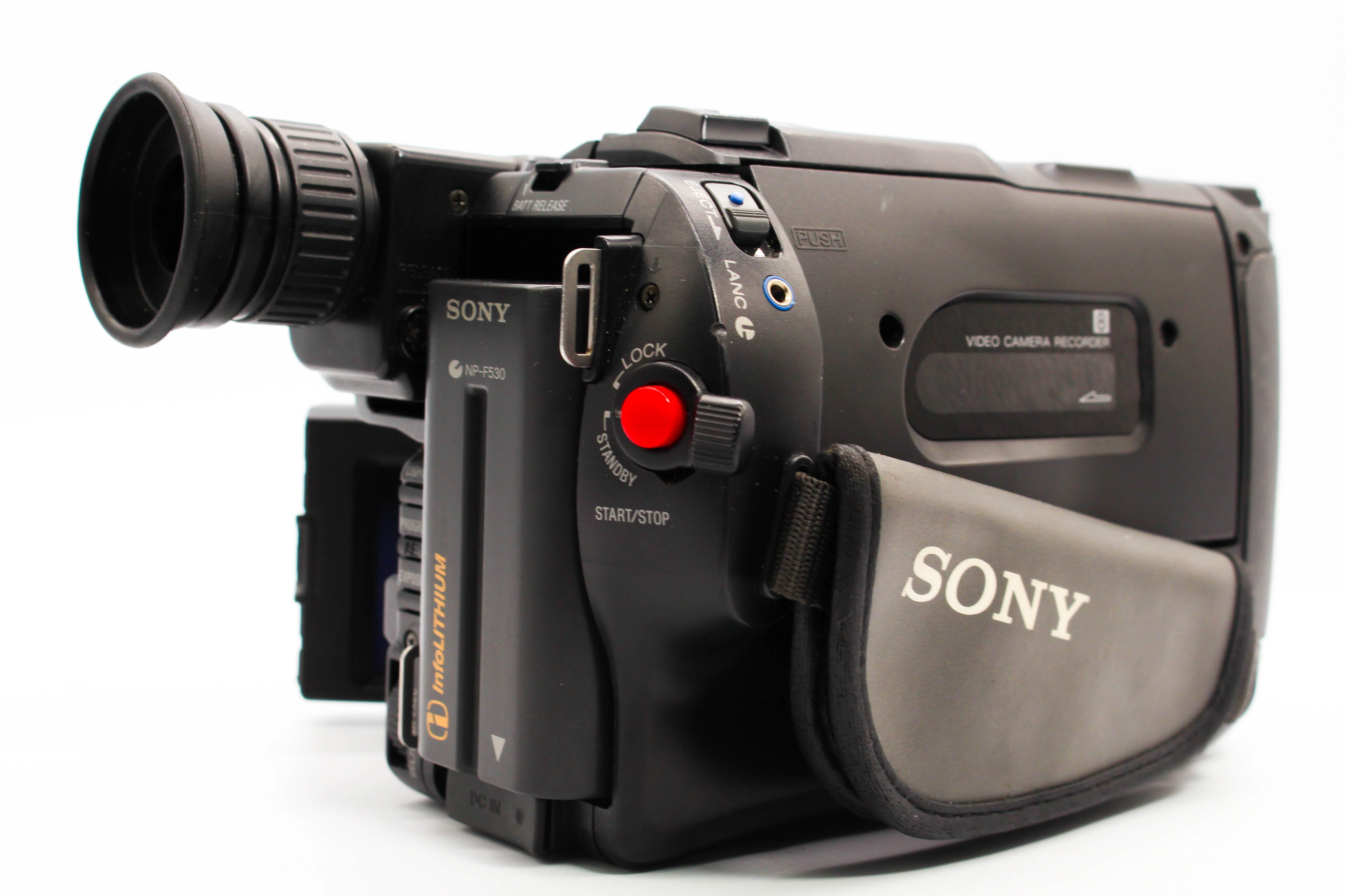 Sony CCD-TRV35E Video8 8mm Handycam Camera Analog Video Camcorder - Tested Bundle - Image 5