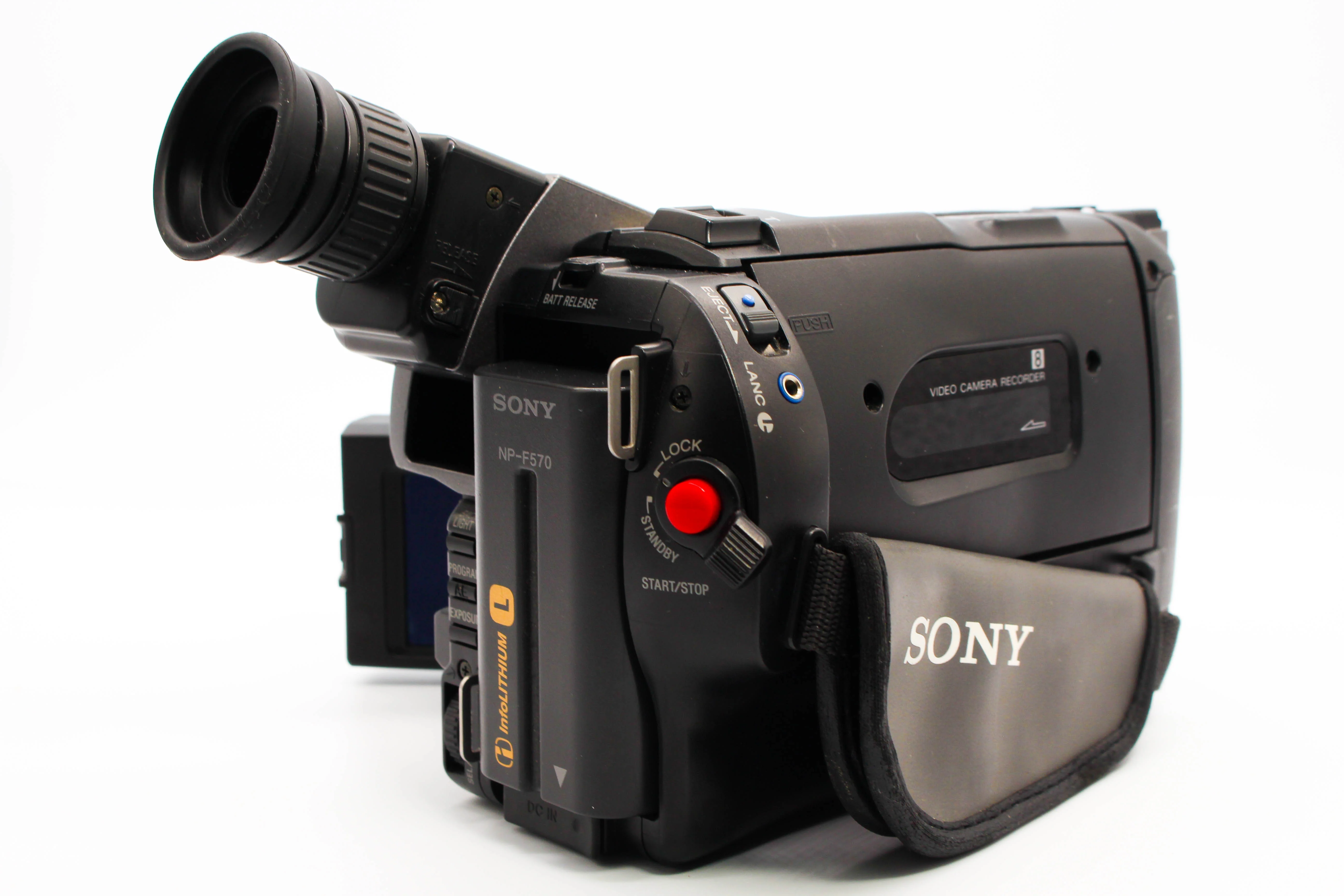 Sony CCD-TRV35E Video8 8mm XR Analog Video Handycam Camcorder Camera - Tested Bundle Excellent - Image 5