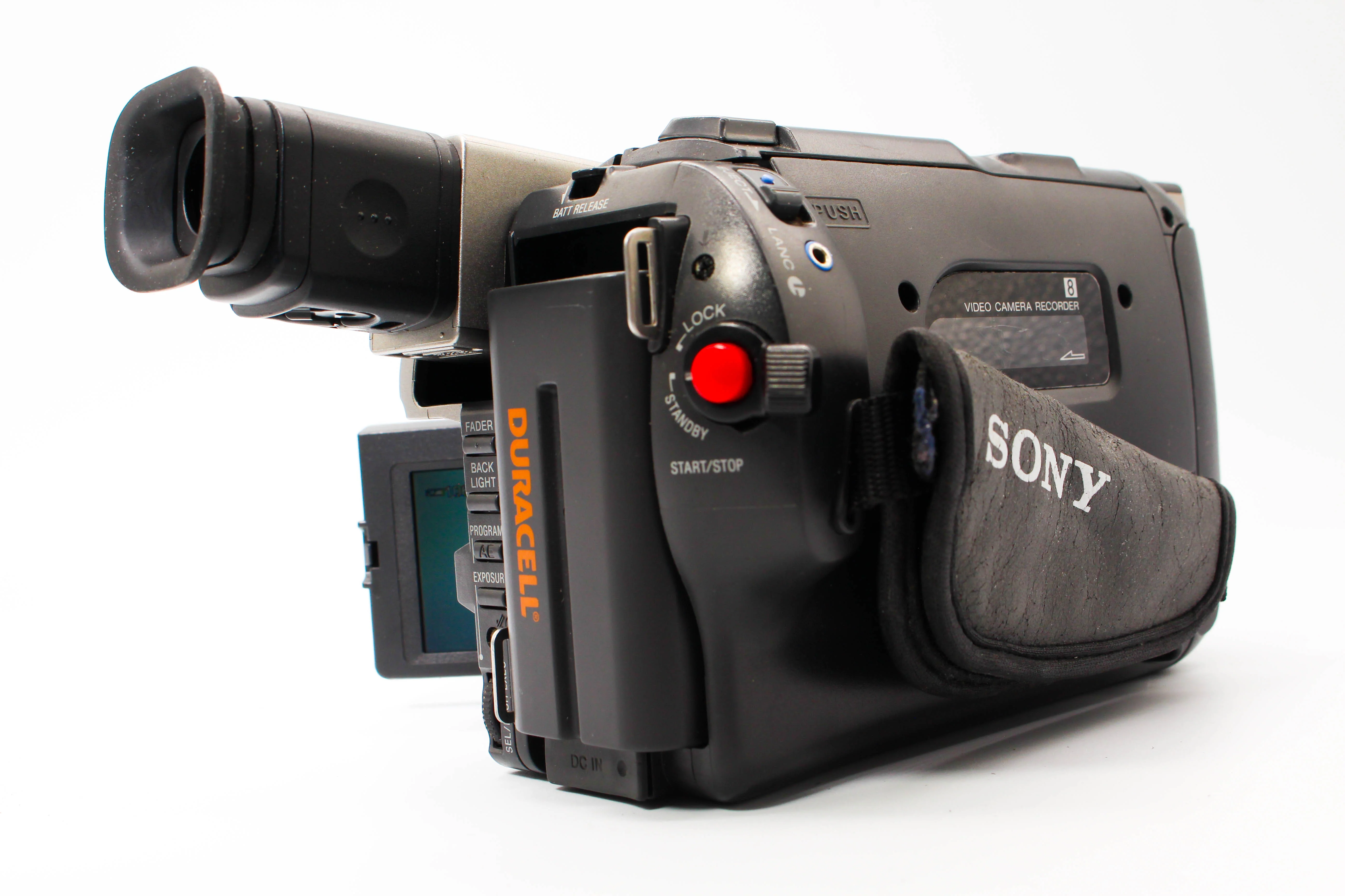 Sony CCD-TRV37E Video8 Handycam Tape Digital Video Camcorder - Tested Bundle Good - Image 4