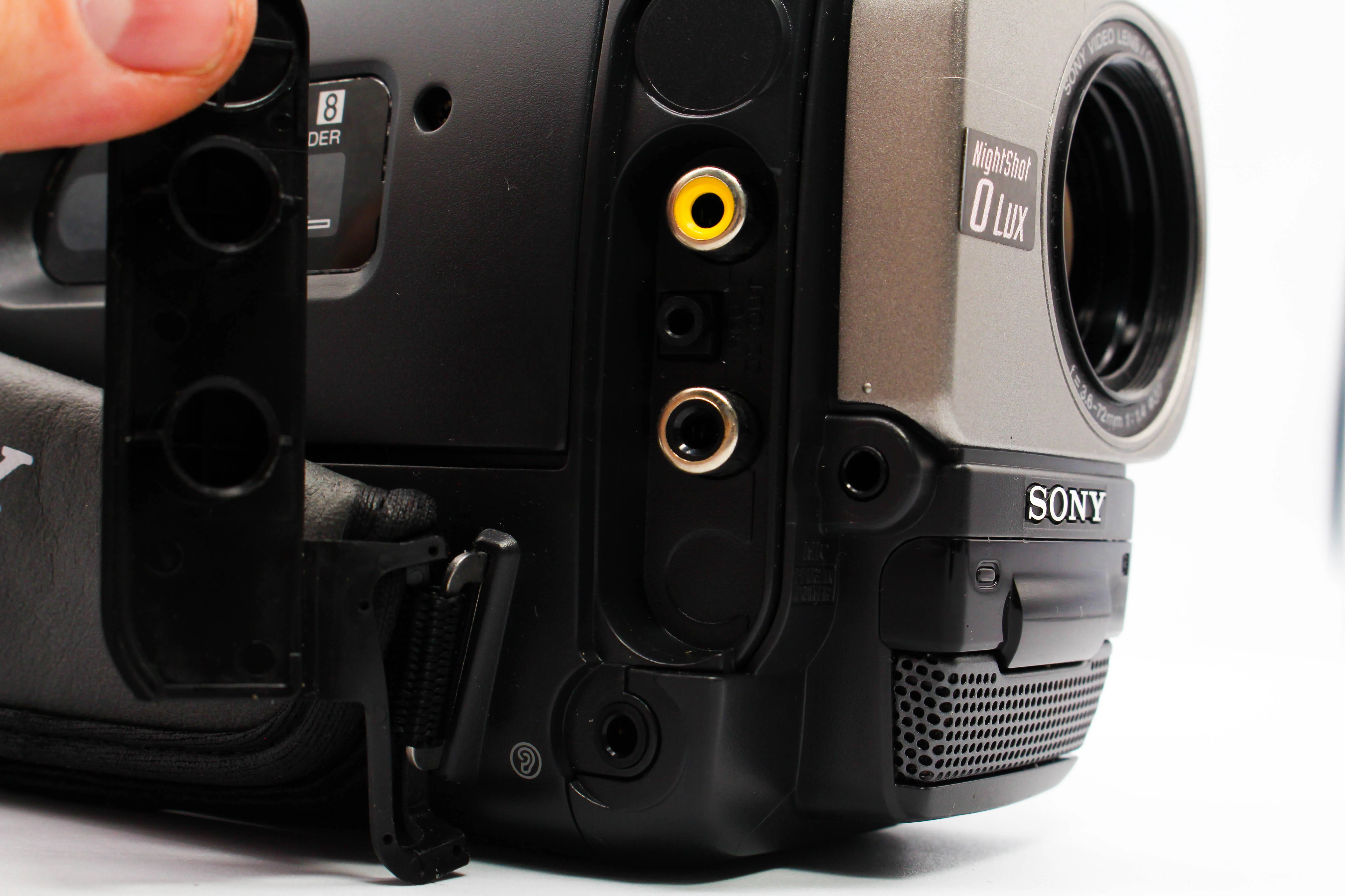 Sony CCD-TRV48E Video8 XR 8mm Handycam Video Camcorder Camera - Tested Bundle Excellent - Image 9