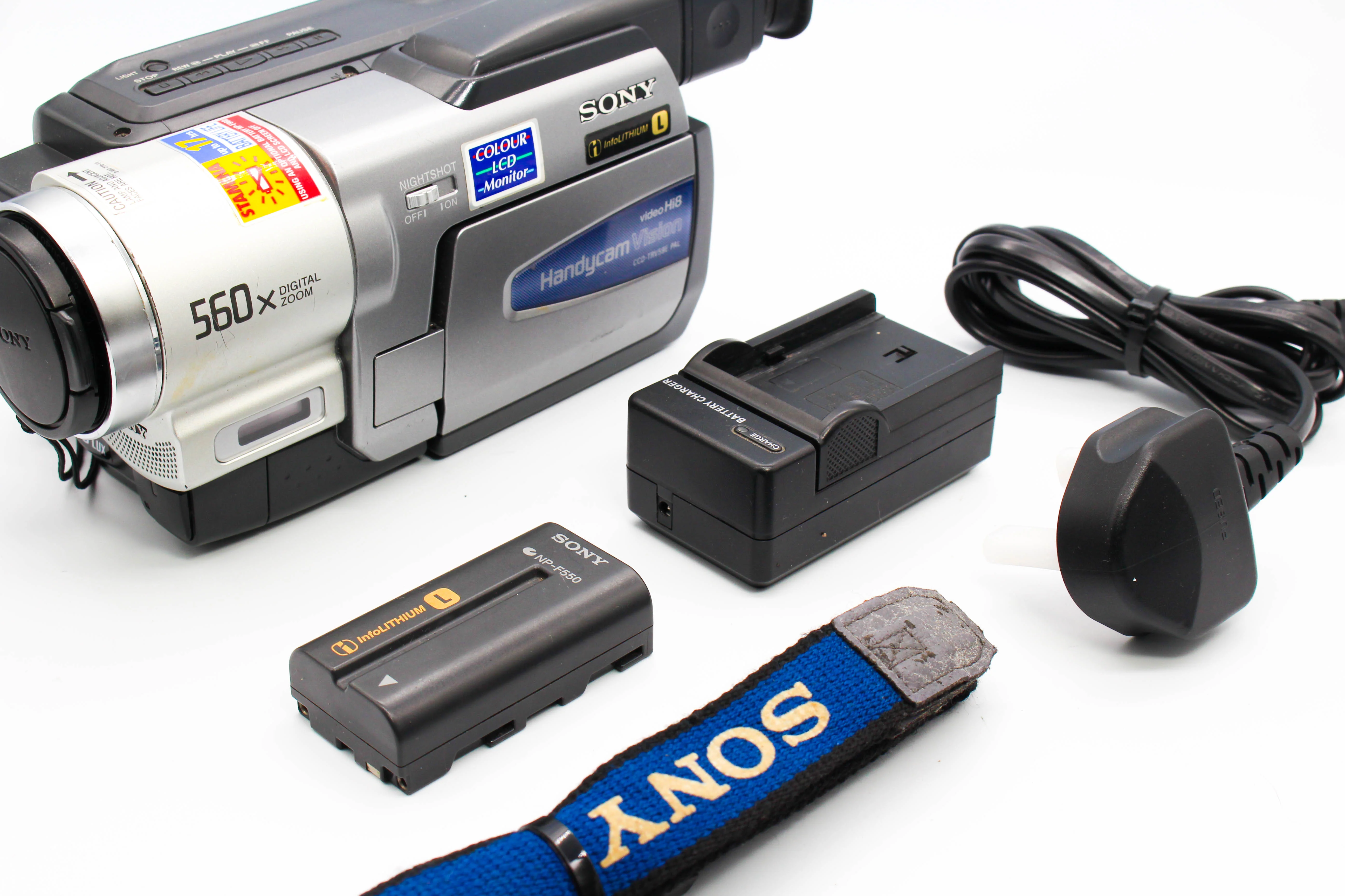 Sony CCD-TRV59E Hi8 Video8 8mm Handycam Camcorder Camera - Tested Bundle Good - Image 2
