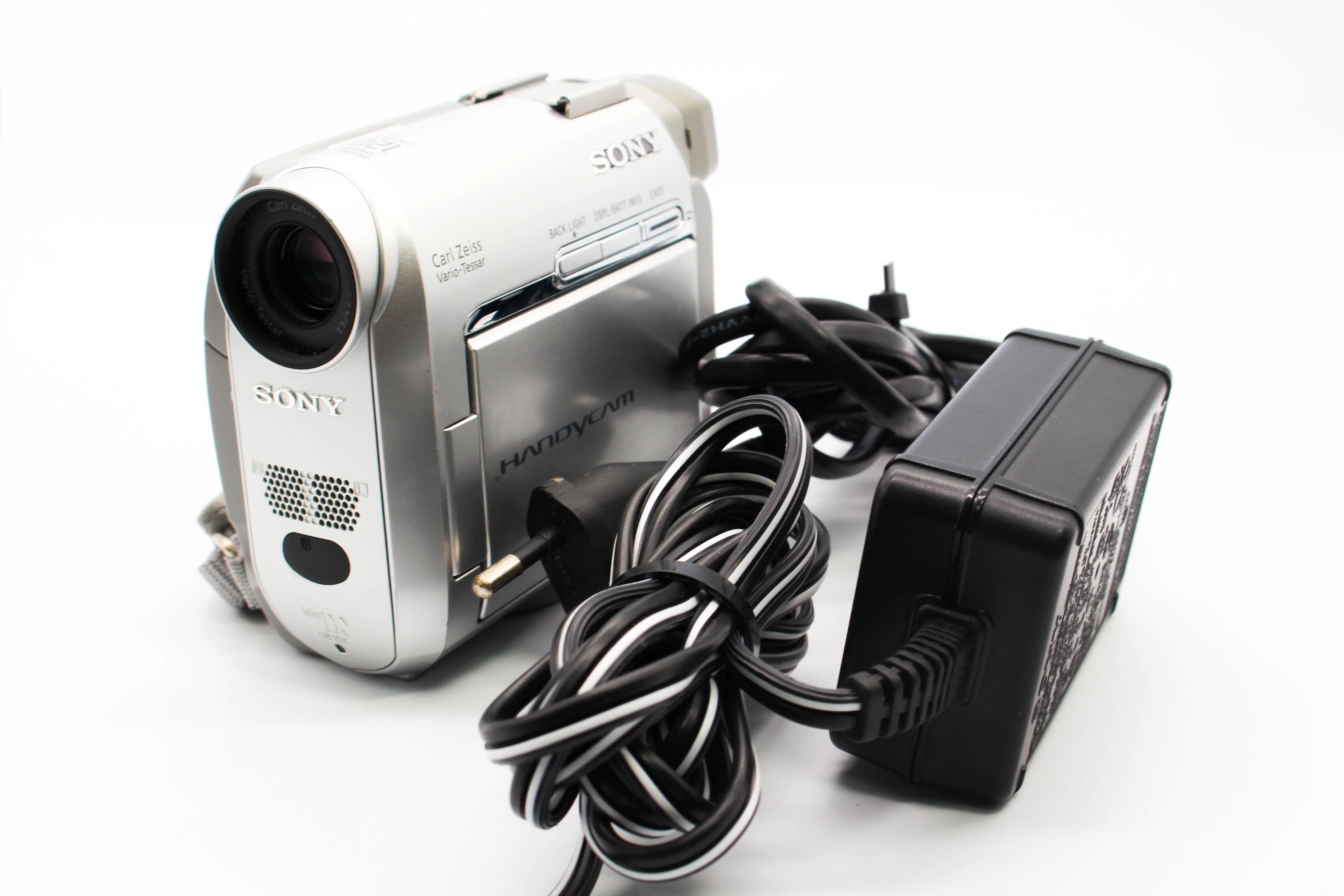 Sony DCR-HC18E MiniDV Handycam Camcorder Digital Video Camera (Read) - Tested Bundle - Image 2
