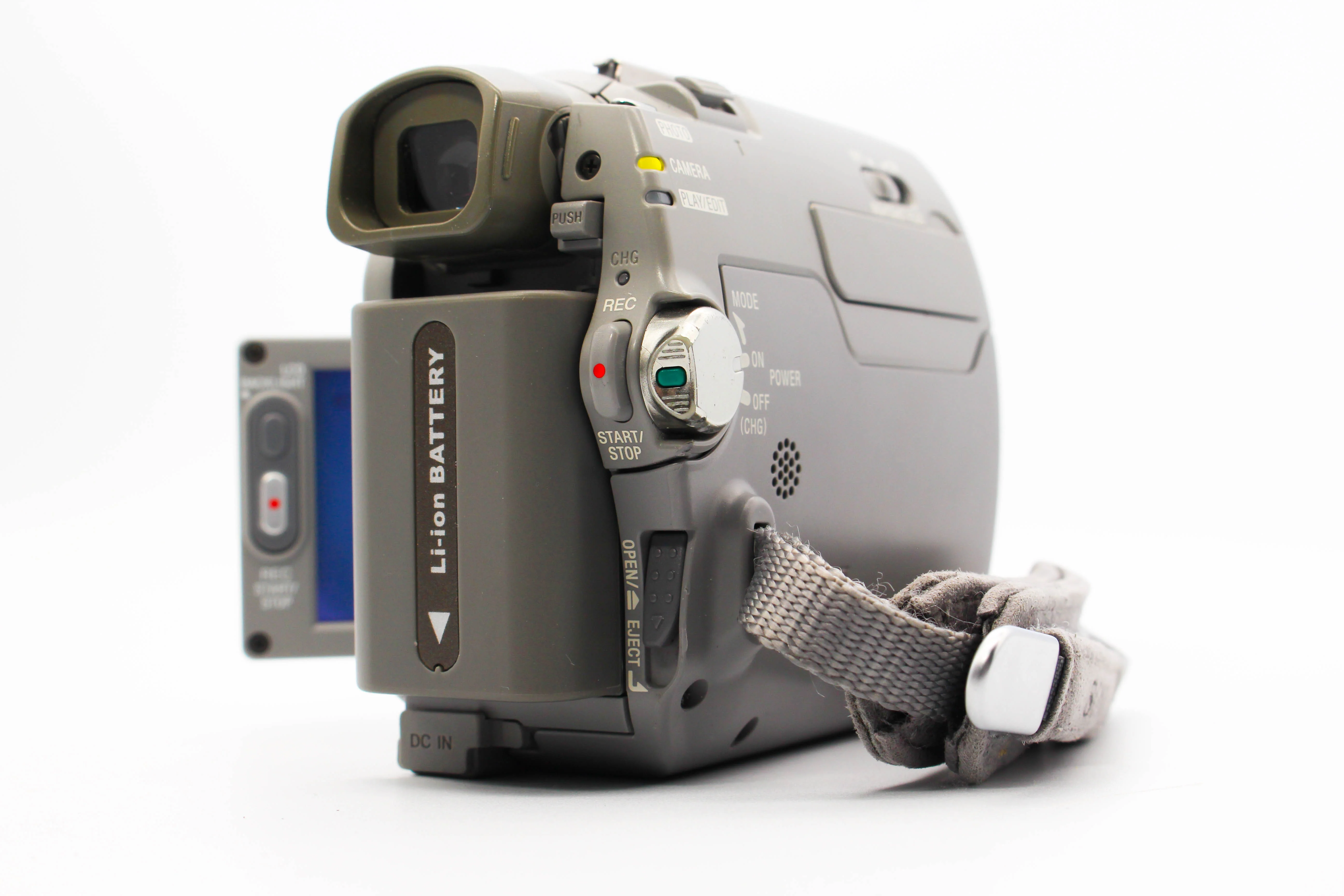Sony DCR-HC18E MiniDV Handycam Digital Video Camera Camcorder - Tested Bundle Excellent - Image 4