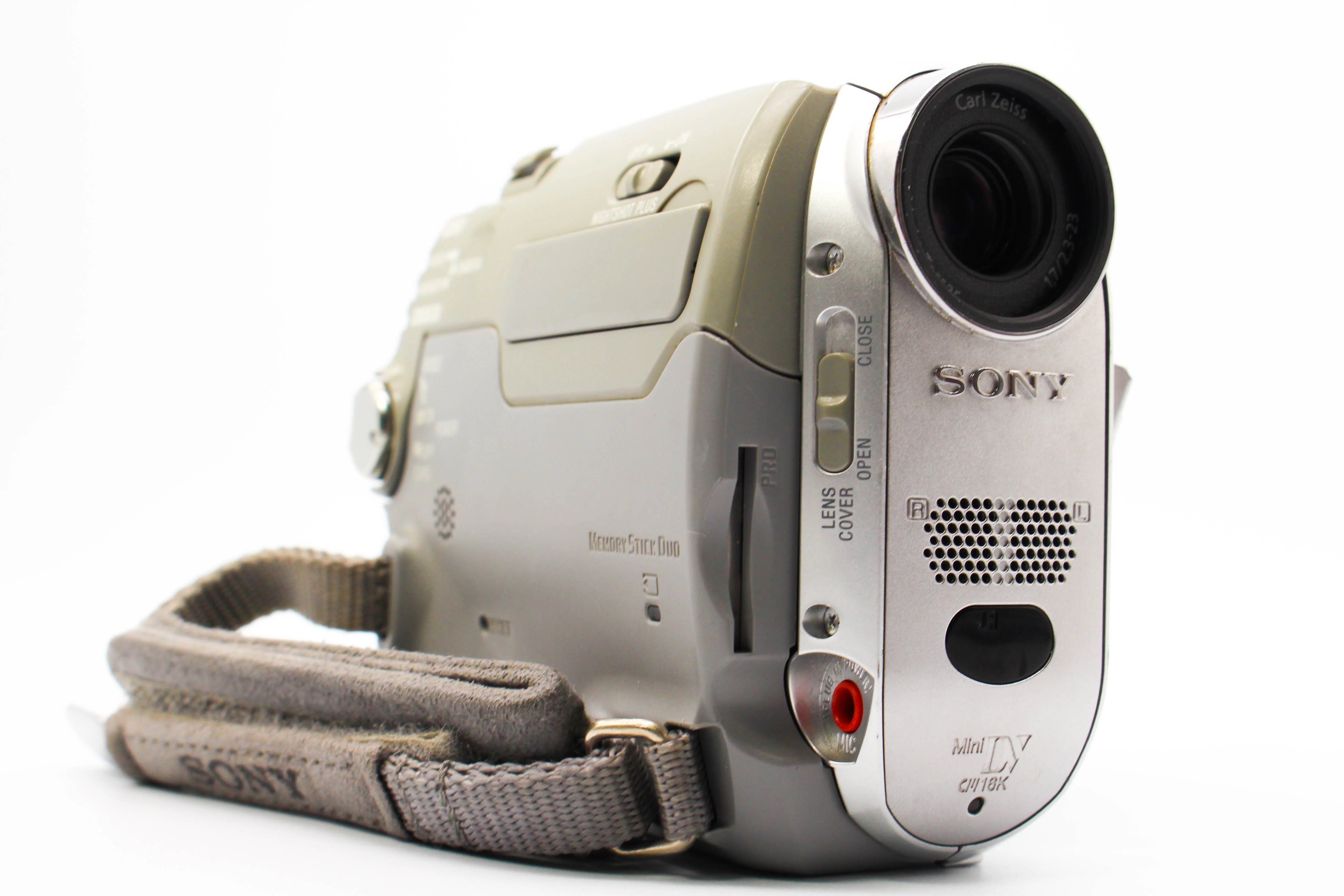 Sony DCR-HC30E MiniDV Video Handycam Camcorder Camera - Tested Bundle - Image 3