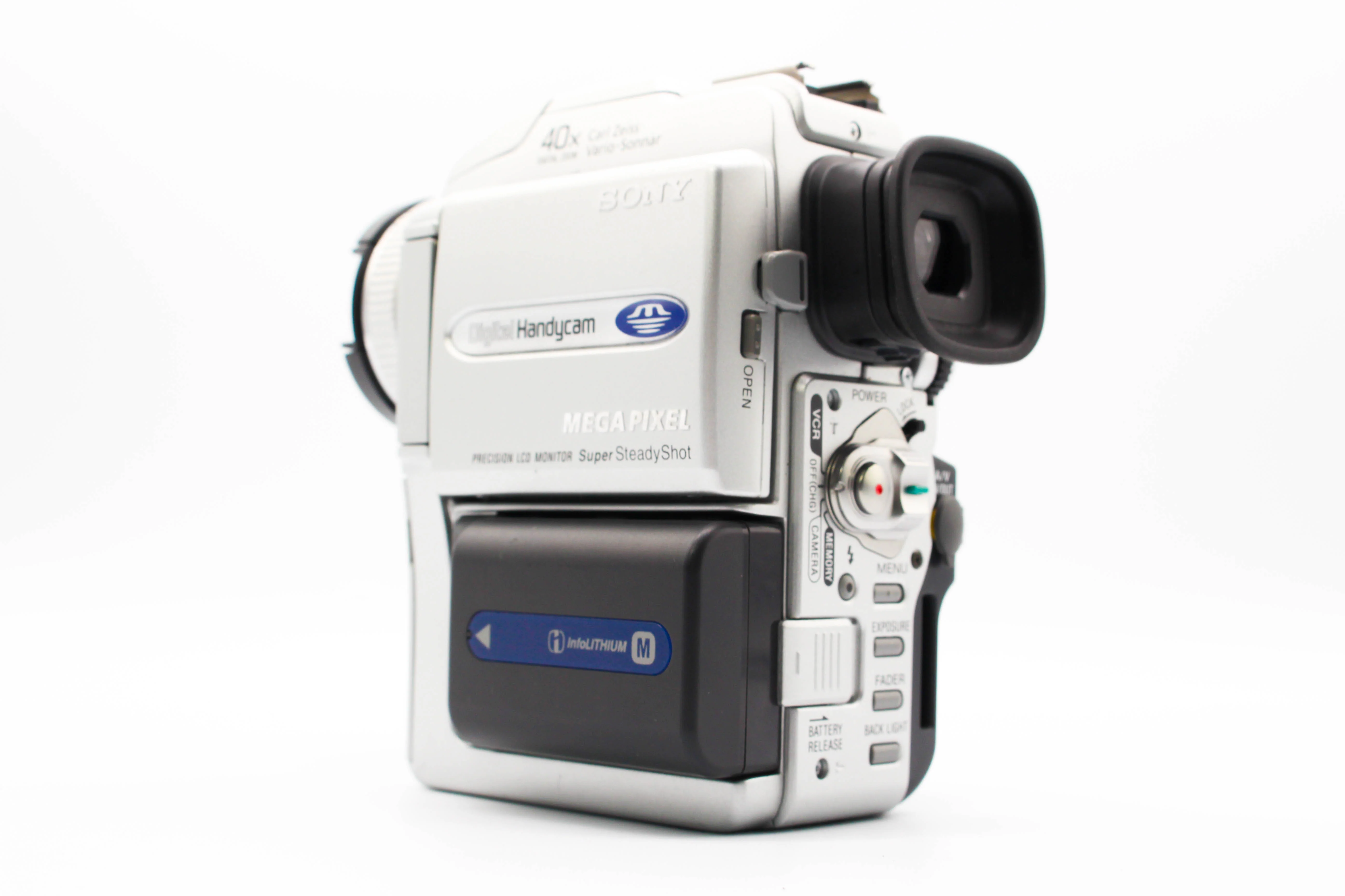 Sony DCR-PC110E MiniDV Handycam Digital Video Camera Camcorder - Tested Bundle Good - Image 5