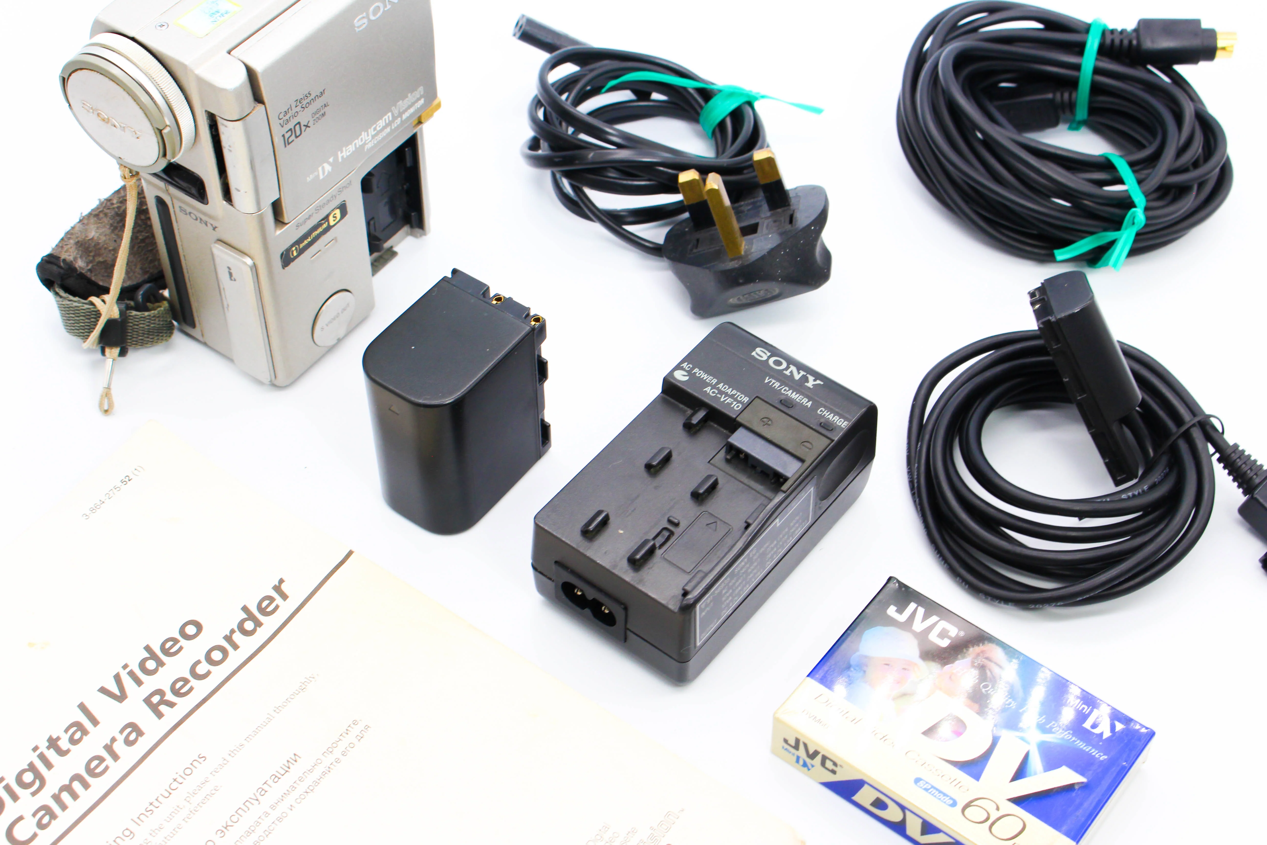Sony DCR-PC1E MiniDV Digital Video Handycam Camcorder - Tested Bundle Good Rare - Image 2