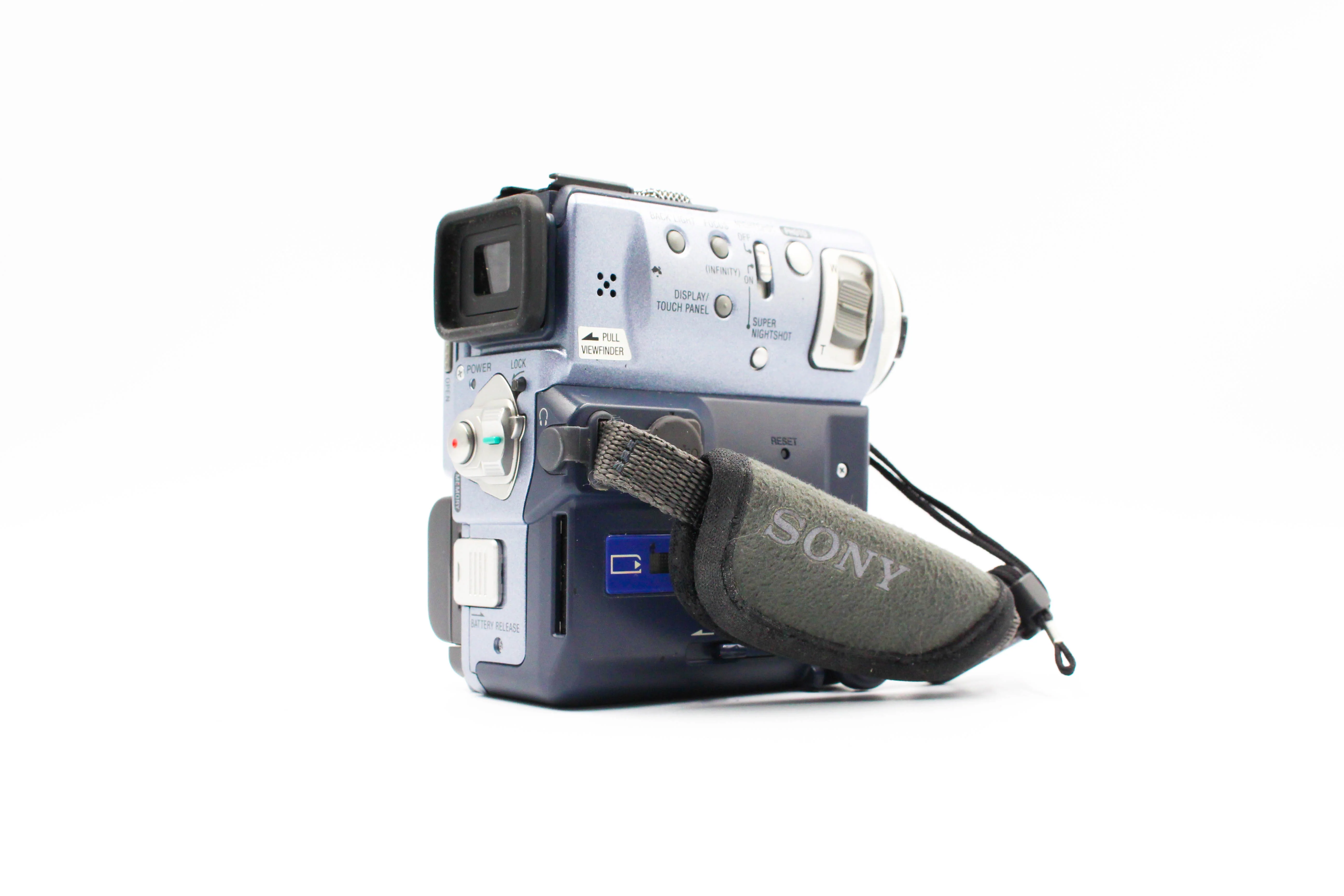 Sony DCR-PC5E MiniDV Tape Digital Video Camcorder Camera - Tested Bundle - Image 4