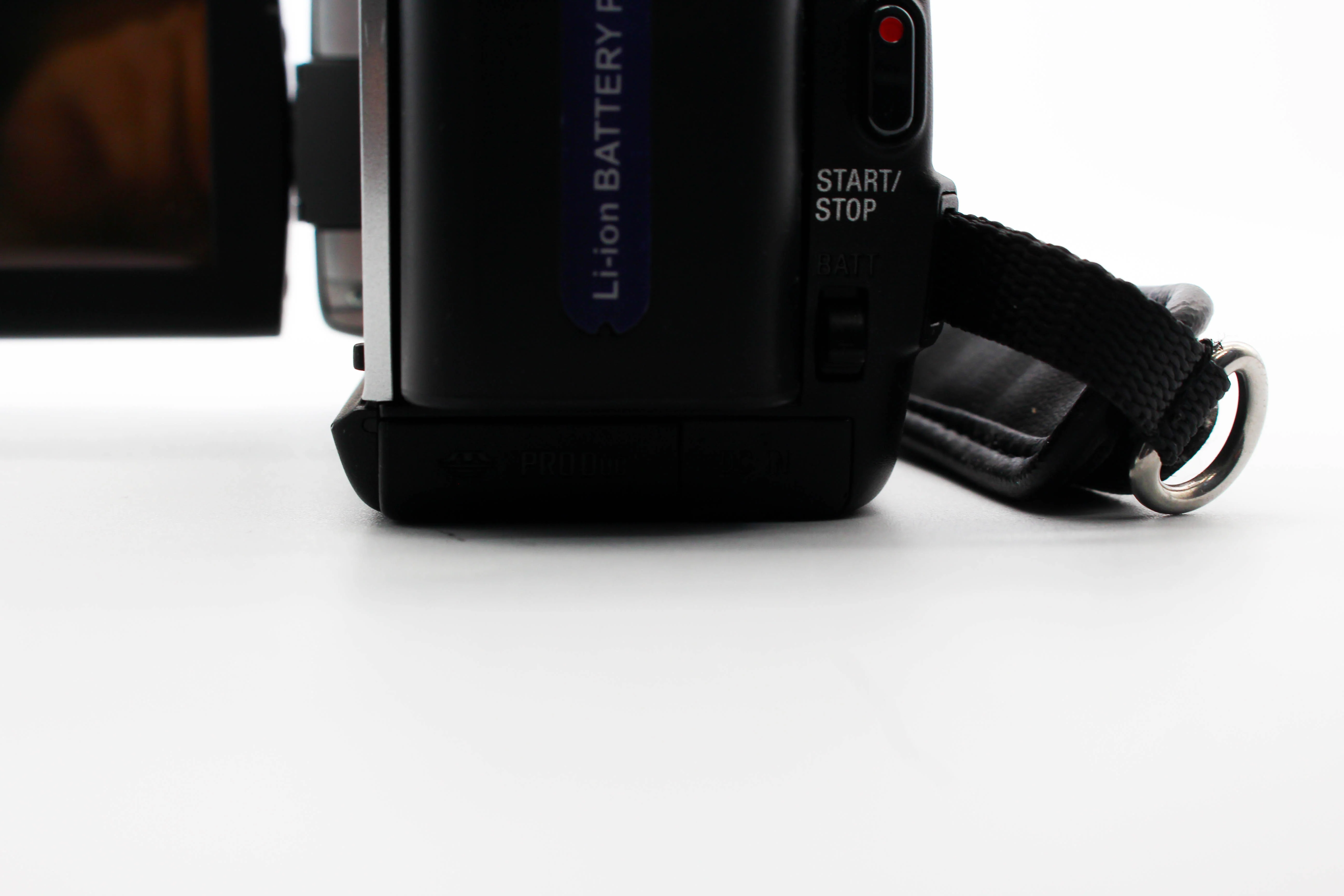 Sony DCR-SR37E HDD HD Digital Video Handycam Camcorder Camera - Tested Bundle Good - Image 7