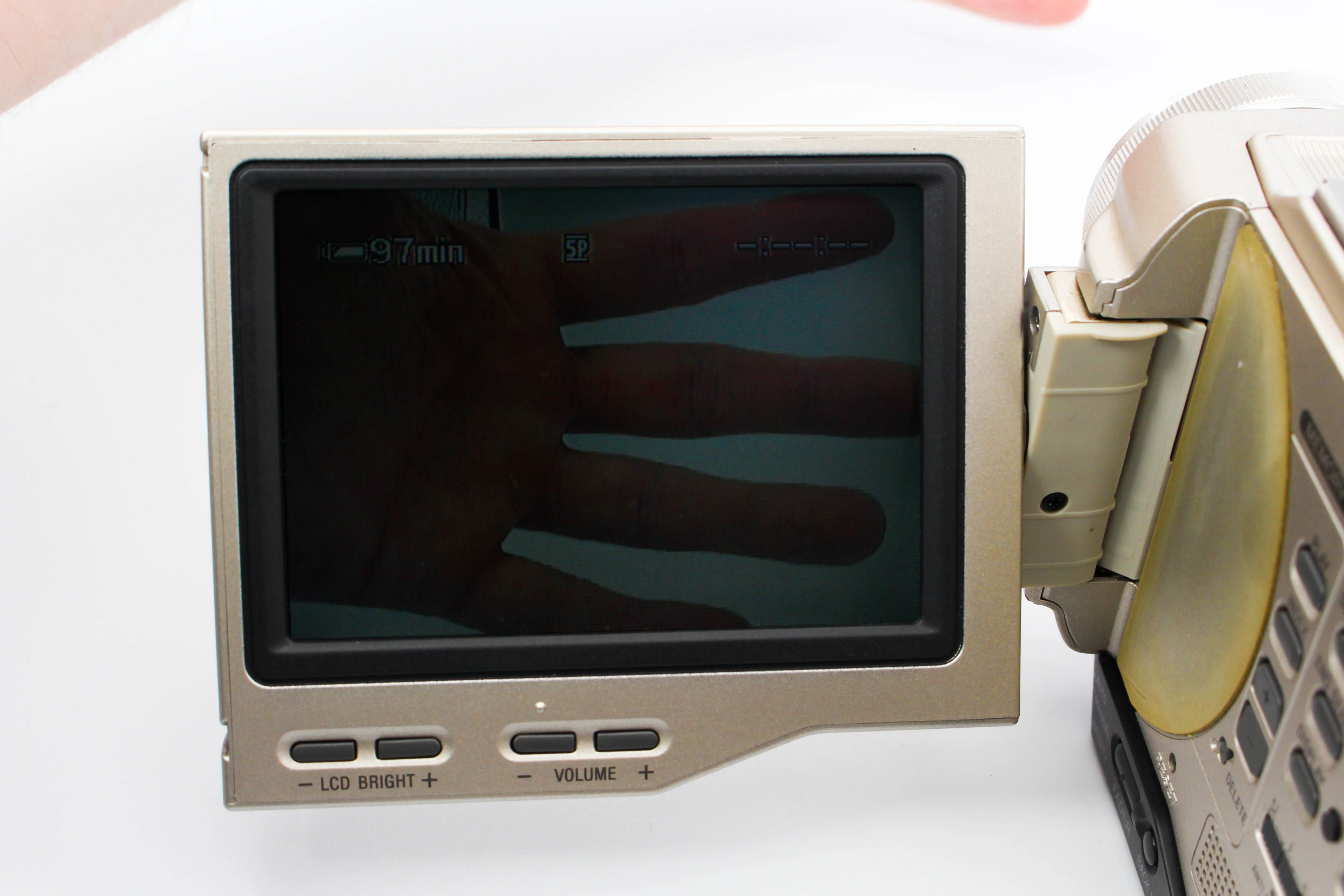 Sony DCR-TRV10E MiniDV Handycam Digital Video Camcorder Camcorder - Tested Bundle Excellent - Image 6