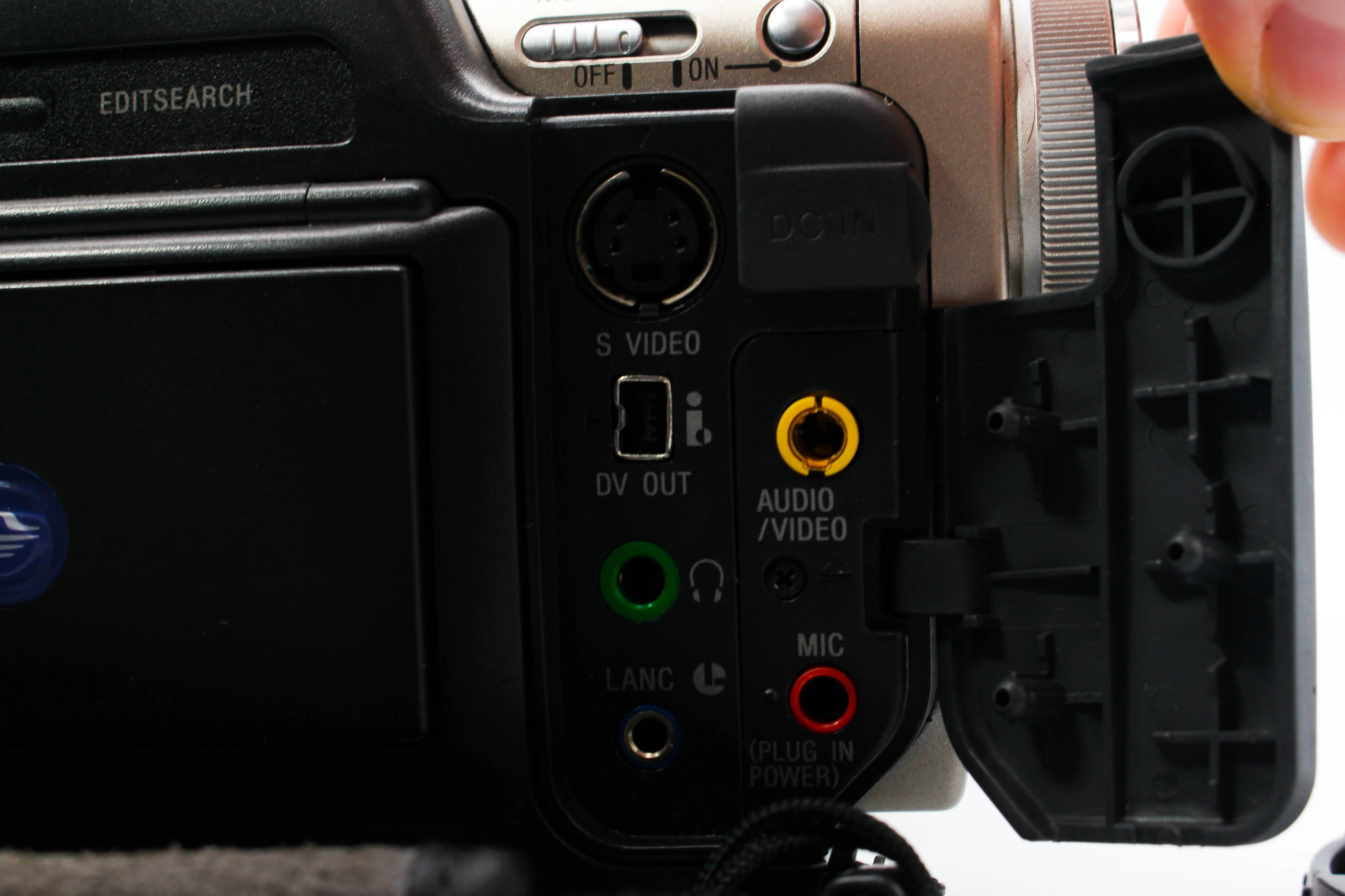 Sony DCR-TRV10E MiniDV Video Handycam Camcorder Camera - Tested Bundle Excellent - Image 8