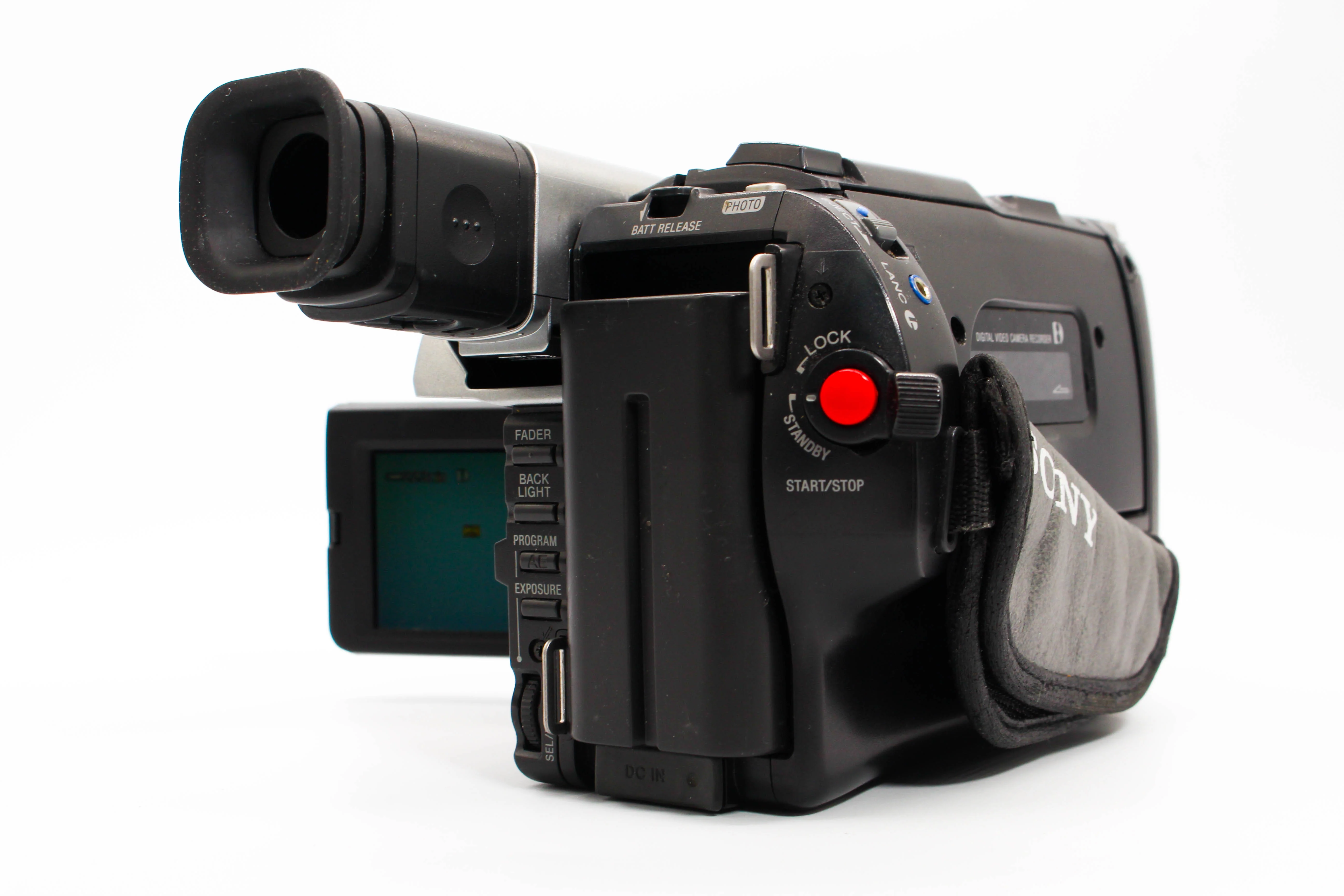 Sony DCR-TRV110E Digital8 Hi8 Video8 Handycam Camcorder Camera - Tested Bundle Excellent - Image 5