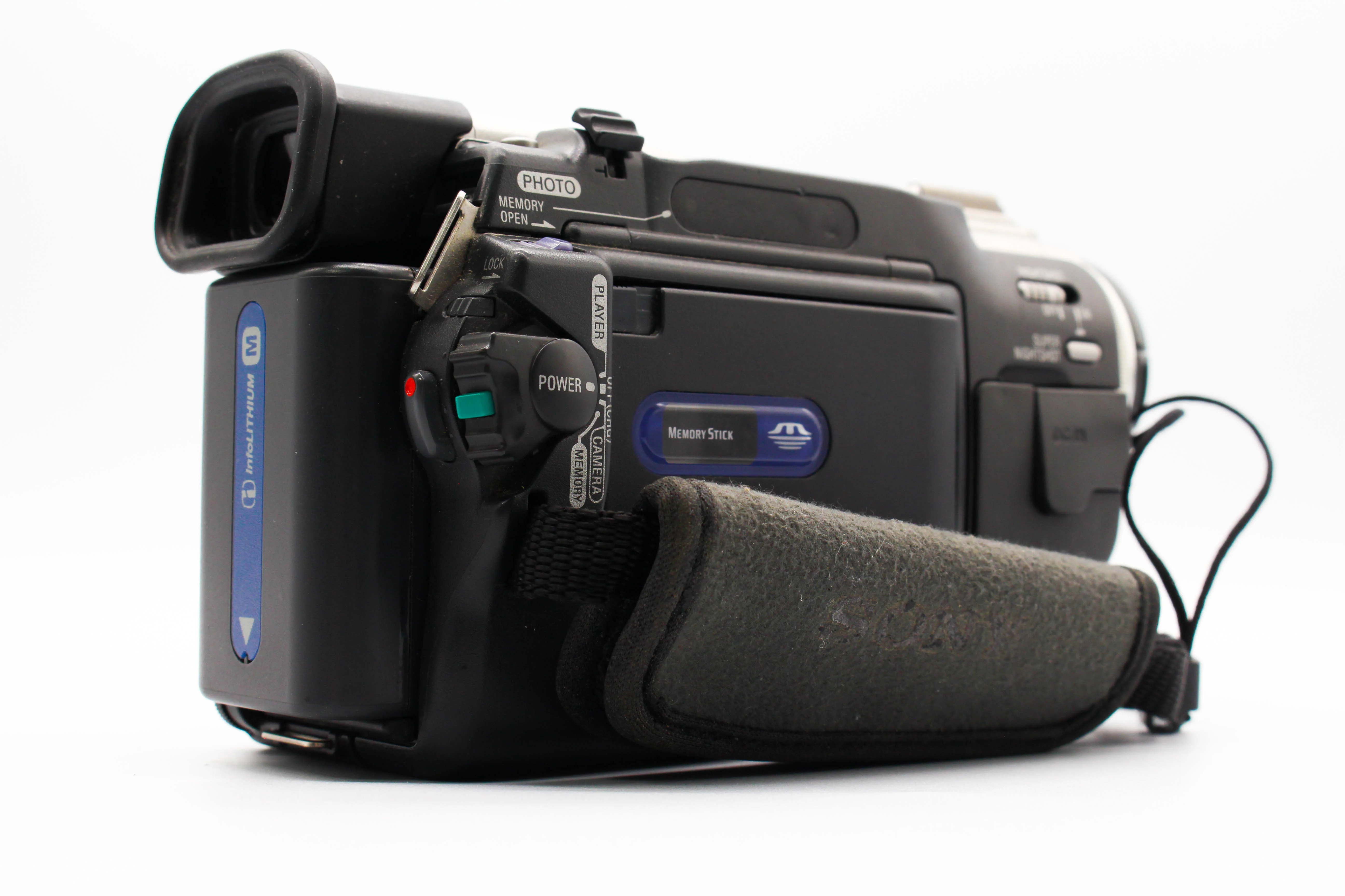 Sony DCR-TRV11E MiniDV Handycam Digital Video Camera Camcorder - Tested Bundle Excellent - Image 4