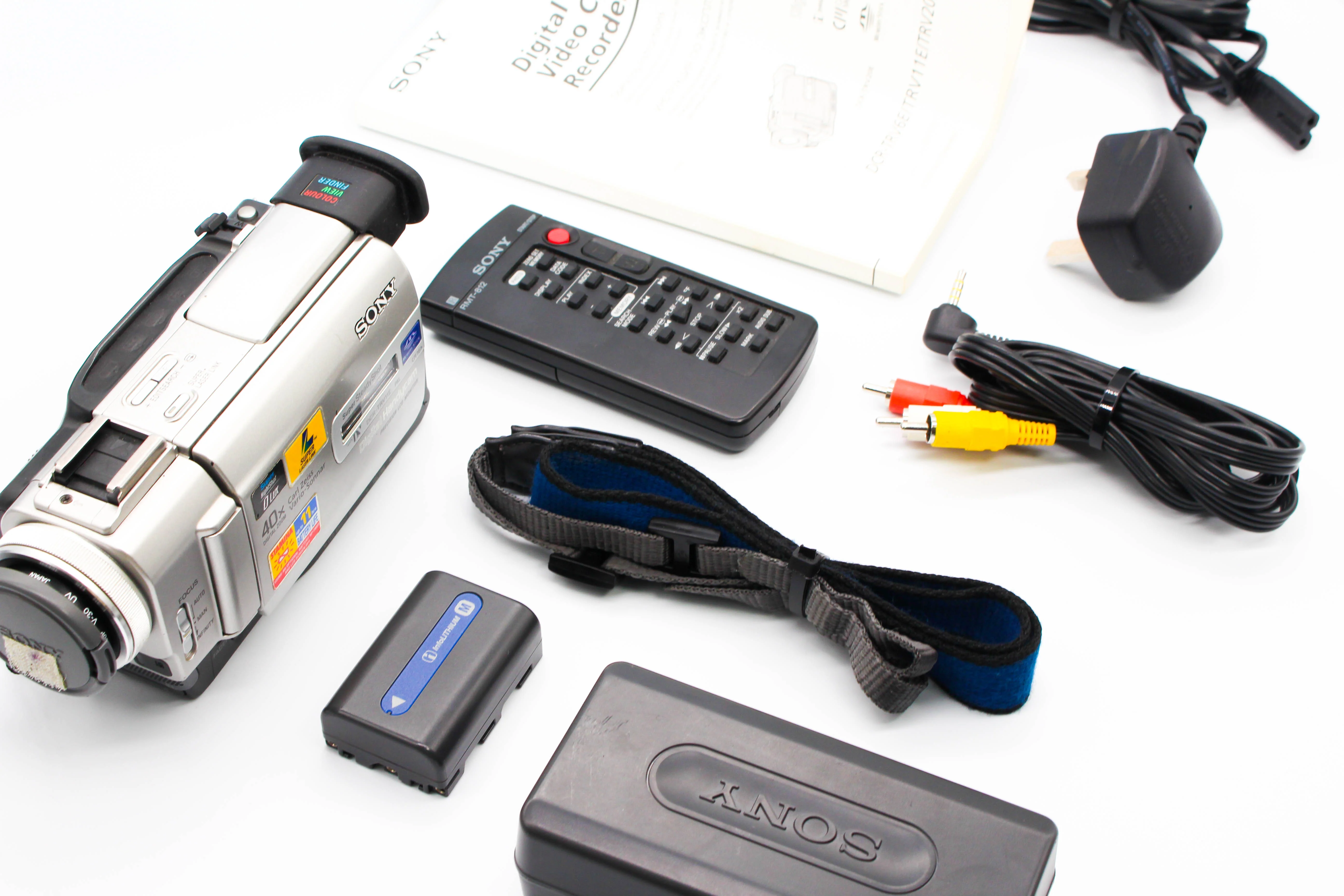 Sony DCR-TRV11E MiniDV Video Handycam Camcorder Camera - Tested Bundle Excellent - Image 2