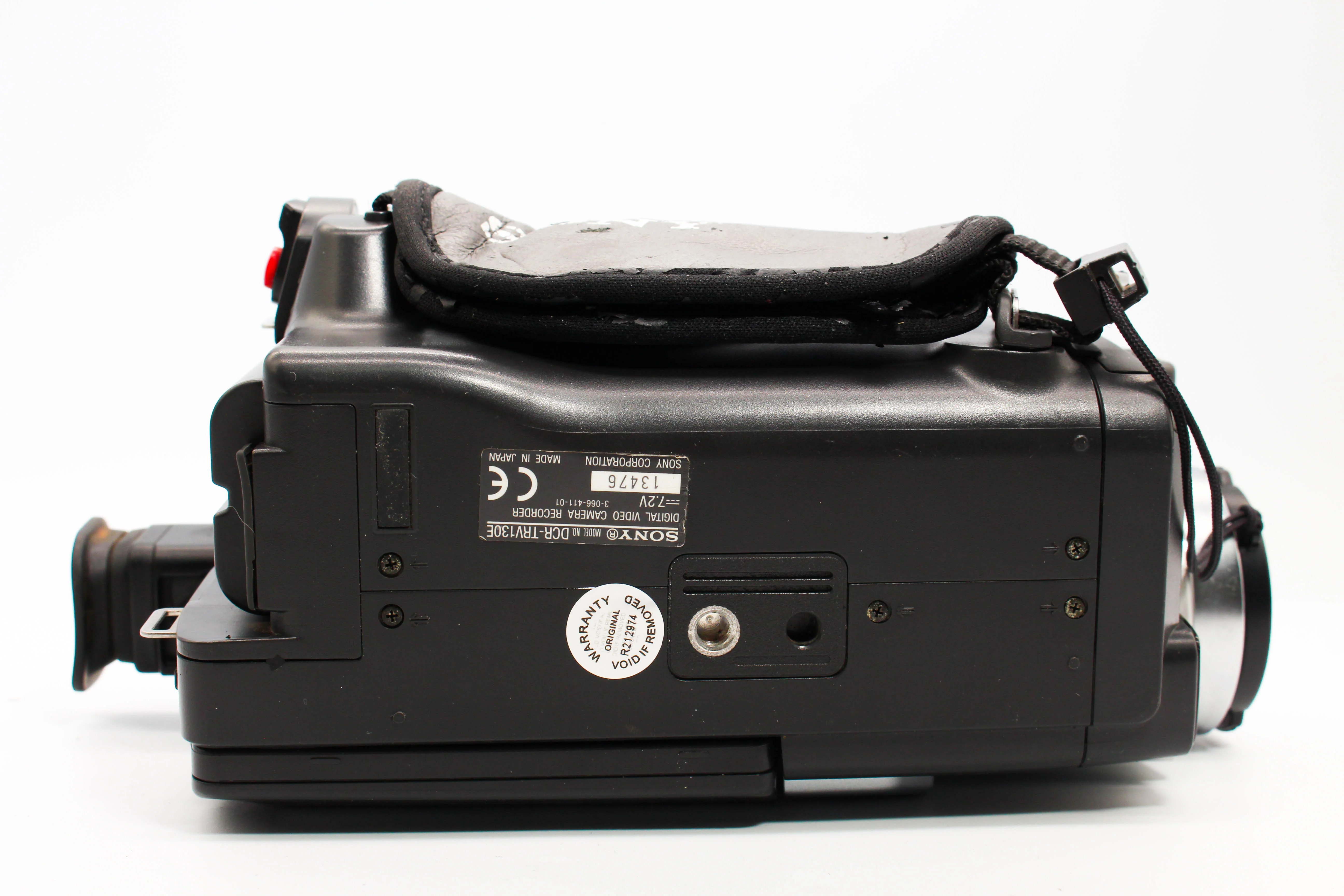 Sony DCR-TRV130E Digital8 8mm Handycam Camera Digital Video Camcorder - Tested Bundle Excellent - Image 8