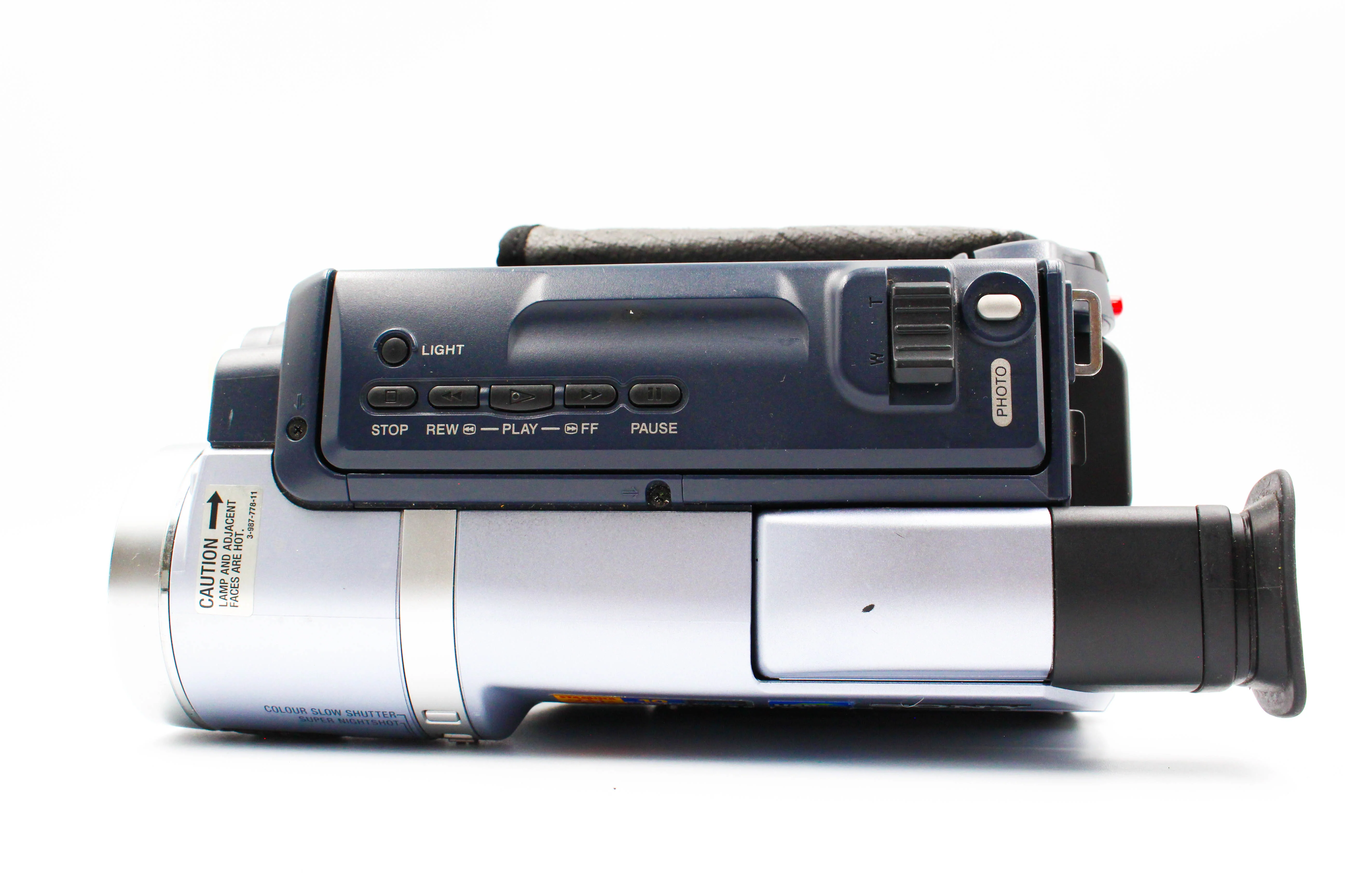 Sony DCR-TRV140E Digital8 Camcorder Digital Video Camera - Image 9