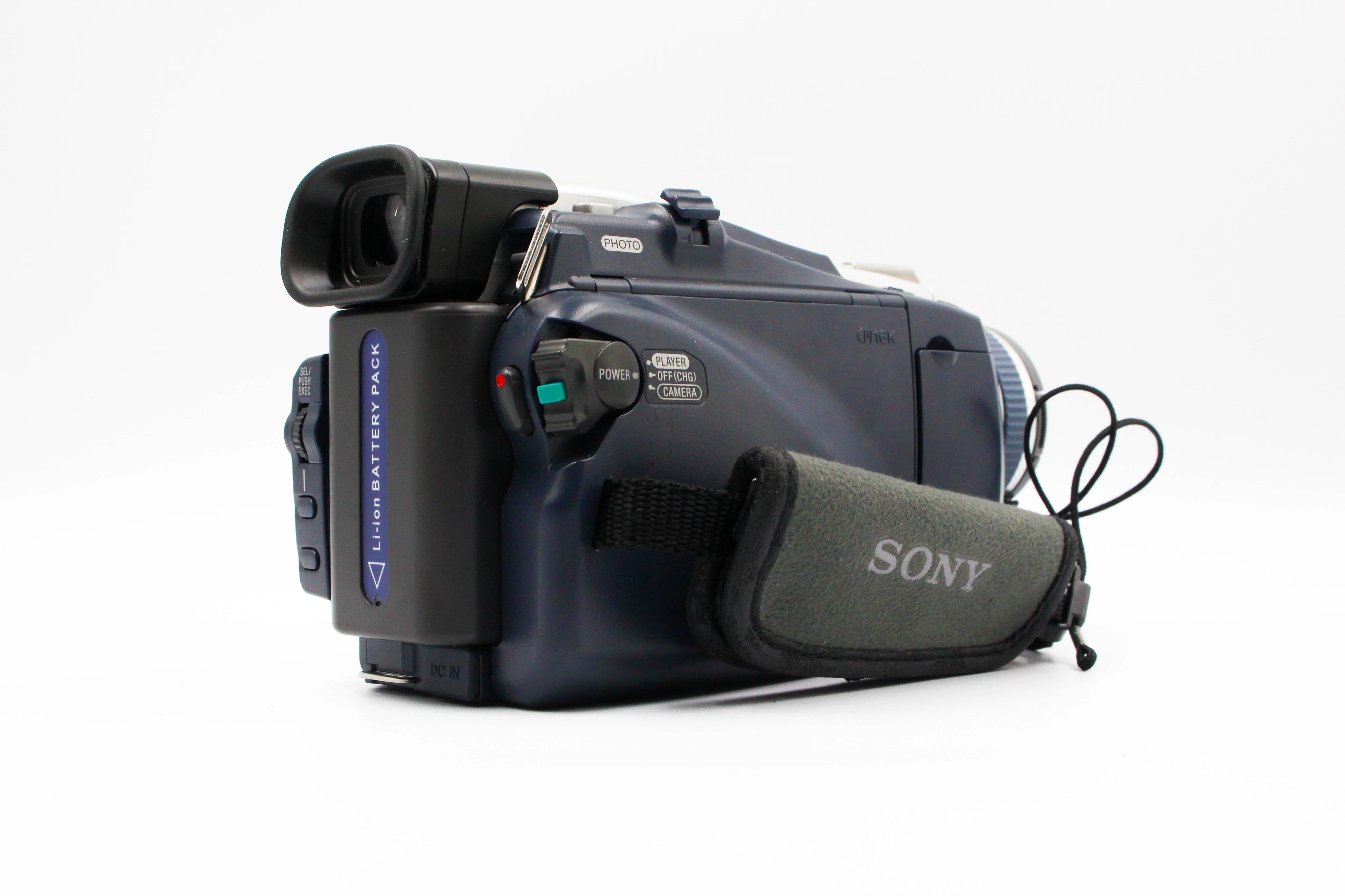 Sony DCR-TRV16E MiniDV Handycam Digital Video Camera Camcorder  - Tested Bundle - Image 5